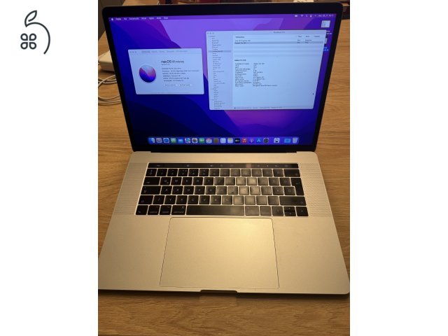 Apple MacBook Pro 15″ - 2017 - Touch Bar - i7 - 16 GB RAM - 256 GB SSD - Radeon Pro55