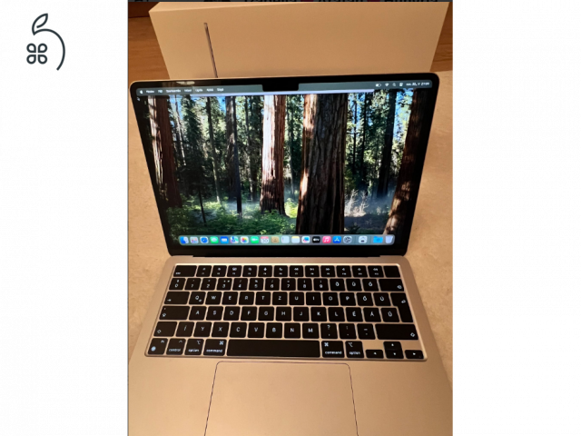 ELADÓ Apple MacBook Air M2 (13,6”, 2023