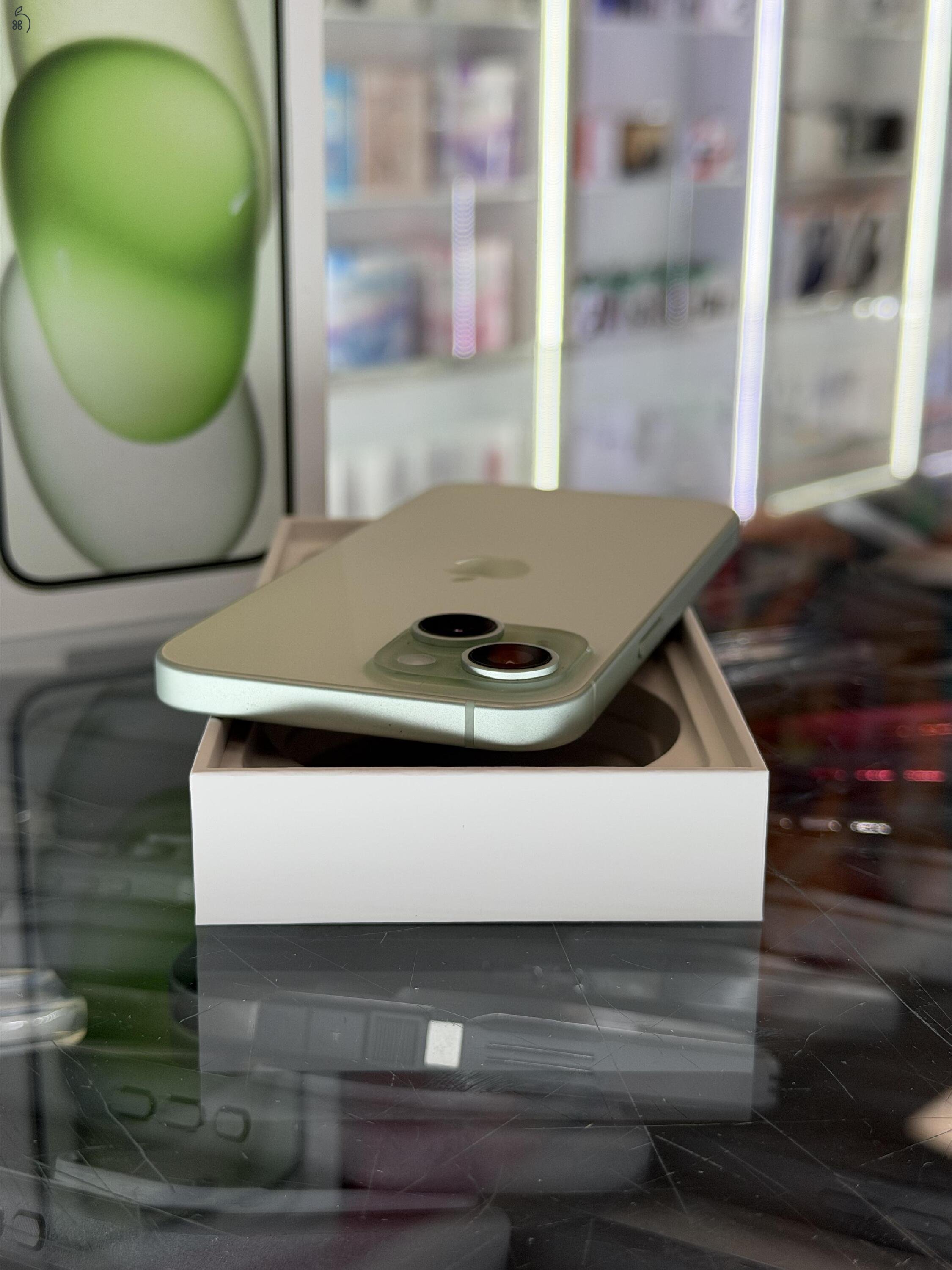 Apple iPhone 15 128 Gb, Kártyafüggetlen, 99% Akksi, Gyári Állapotú, 1 Év Gari