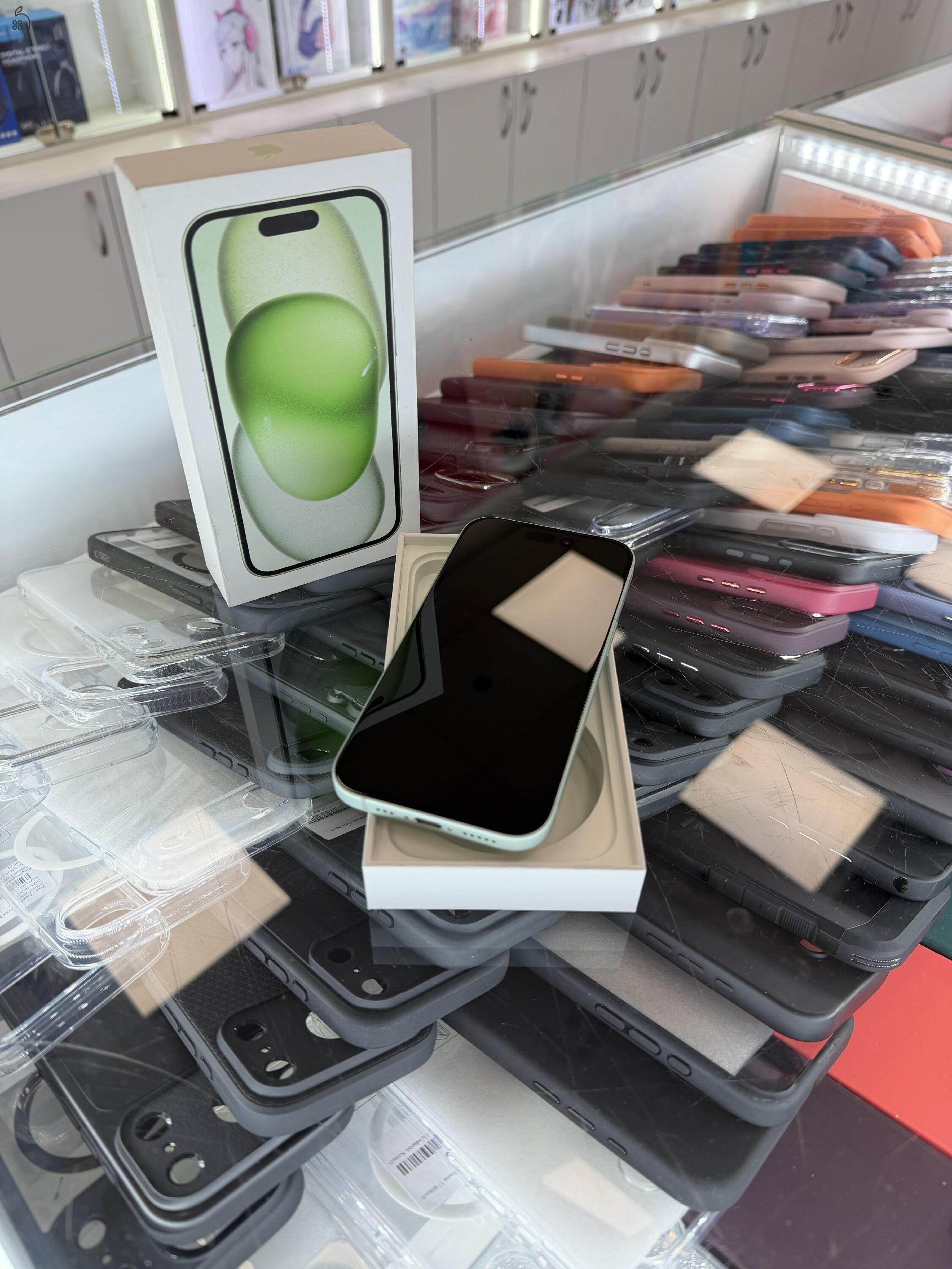 Apple iPhone 15 128 Gb, Kártyafüggetlen, 99% Akksi, Gyári Állapotú, 1 Év Gari