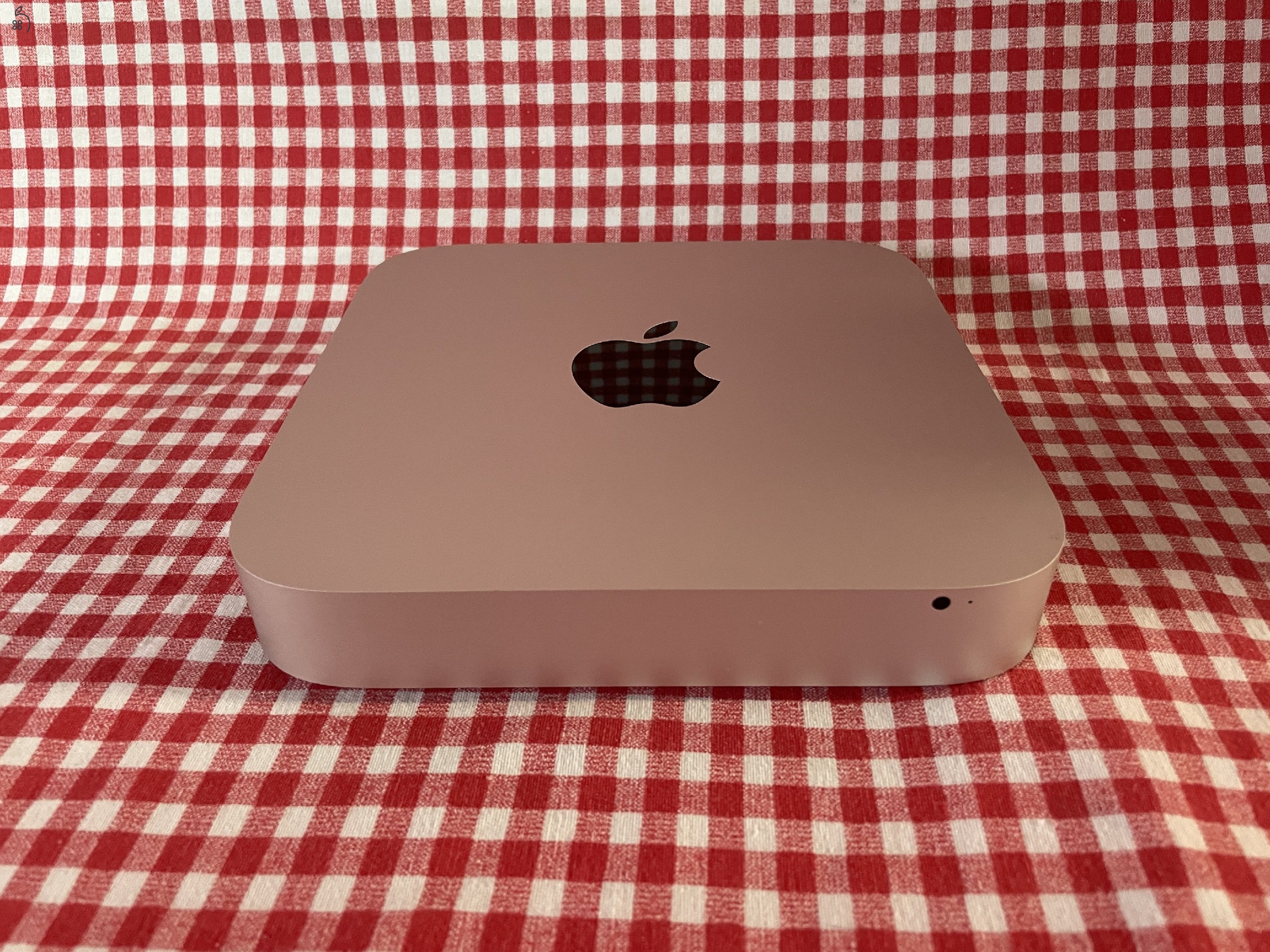 APPLE Mac Mini / 2014 / i7 - 3.0 GHz , 16 GB RAM , 500 GB SSD eladó