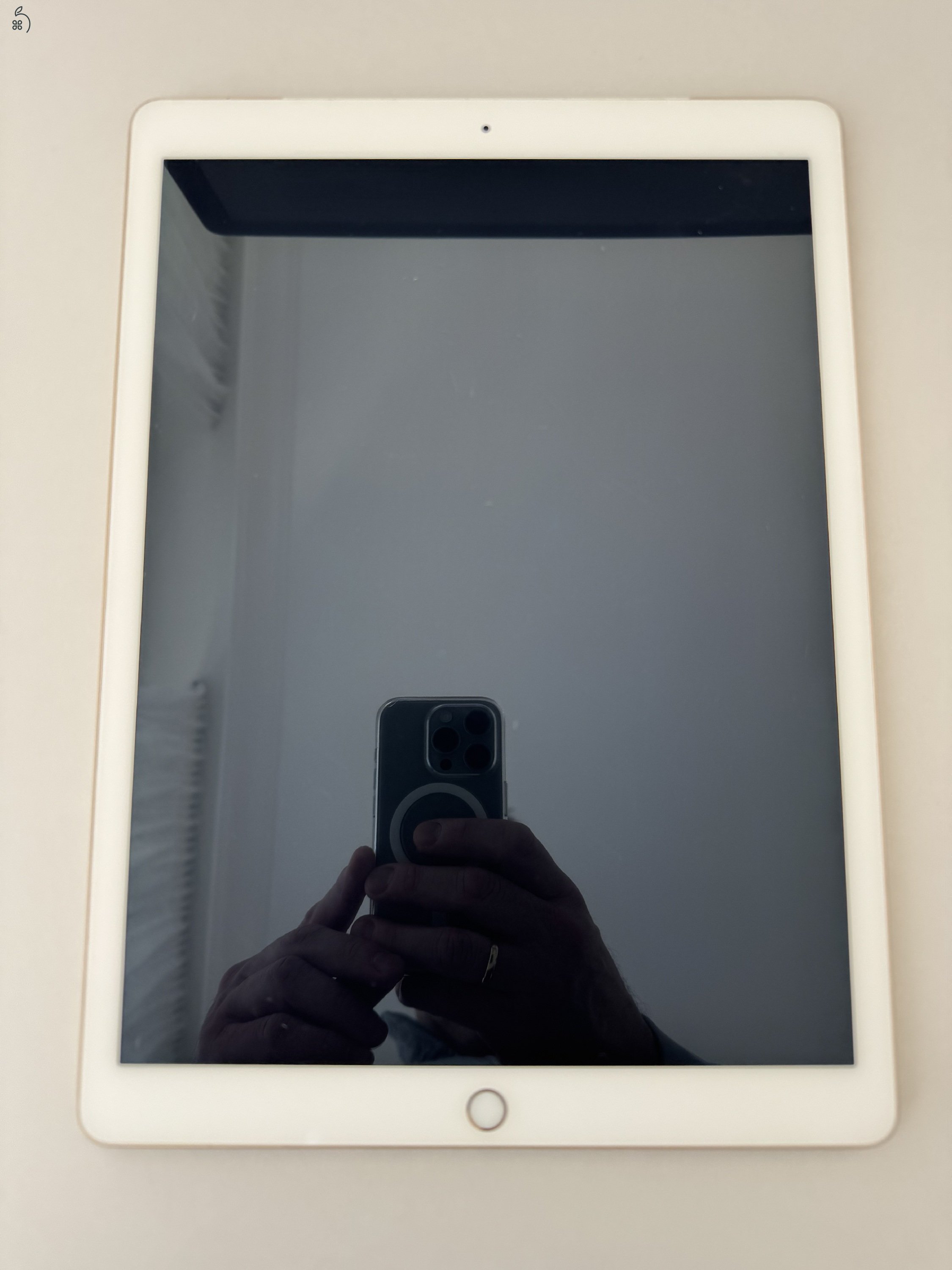 Eladó használt Apple iPad Pro 12,9 inch-es, 256GB, SIM,  arany színben