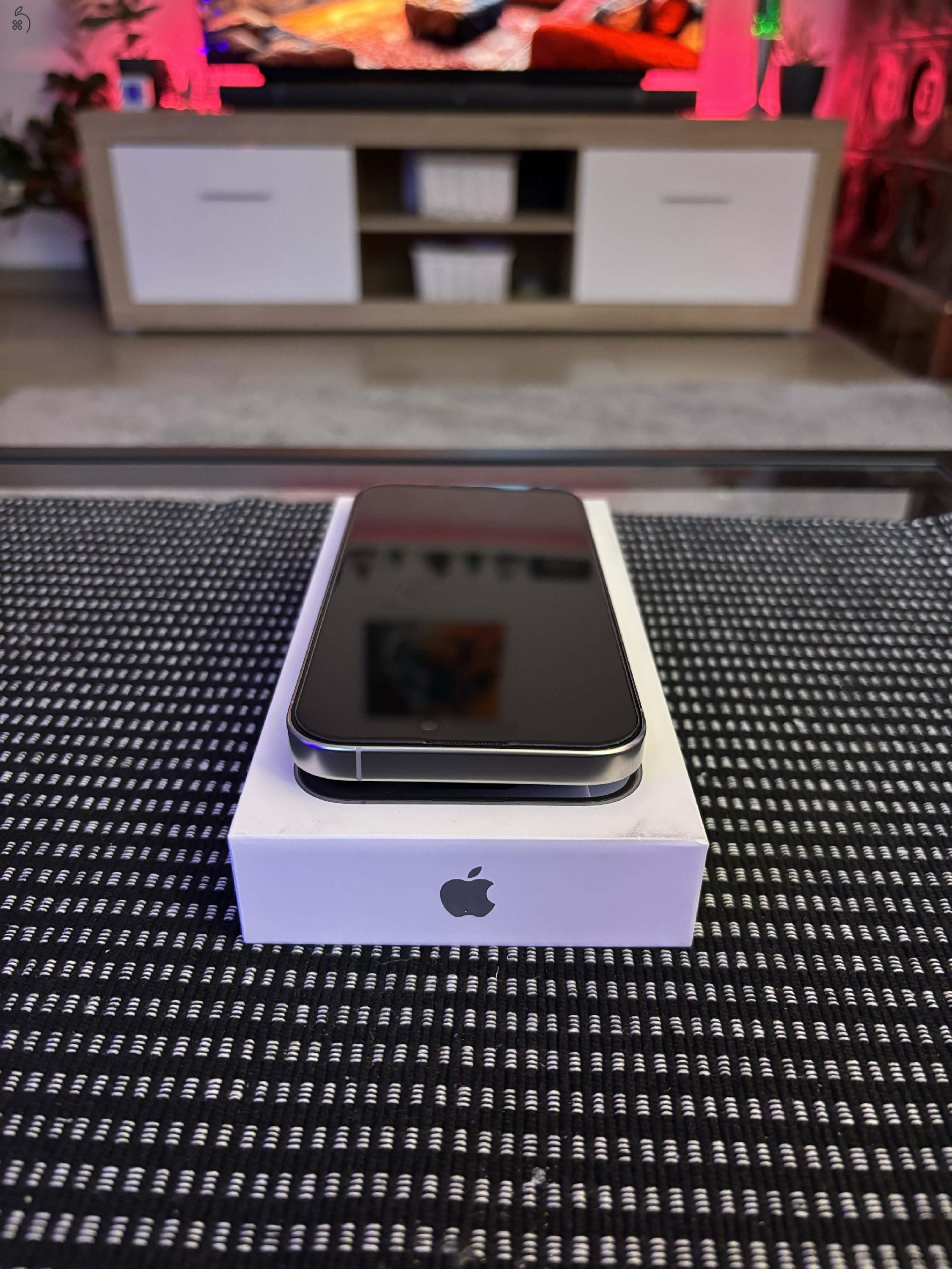 iPhone 16 Pro 128 GB - Garanciával 2028.08.12-ig