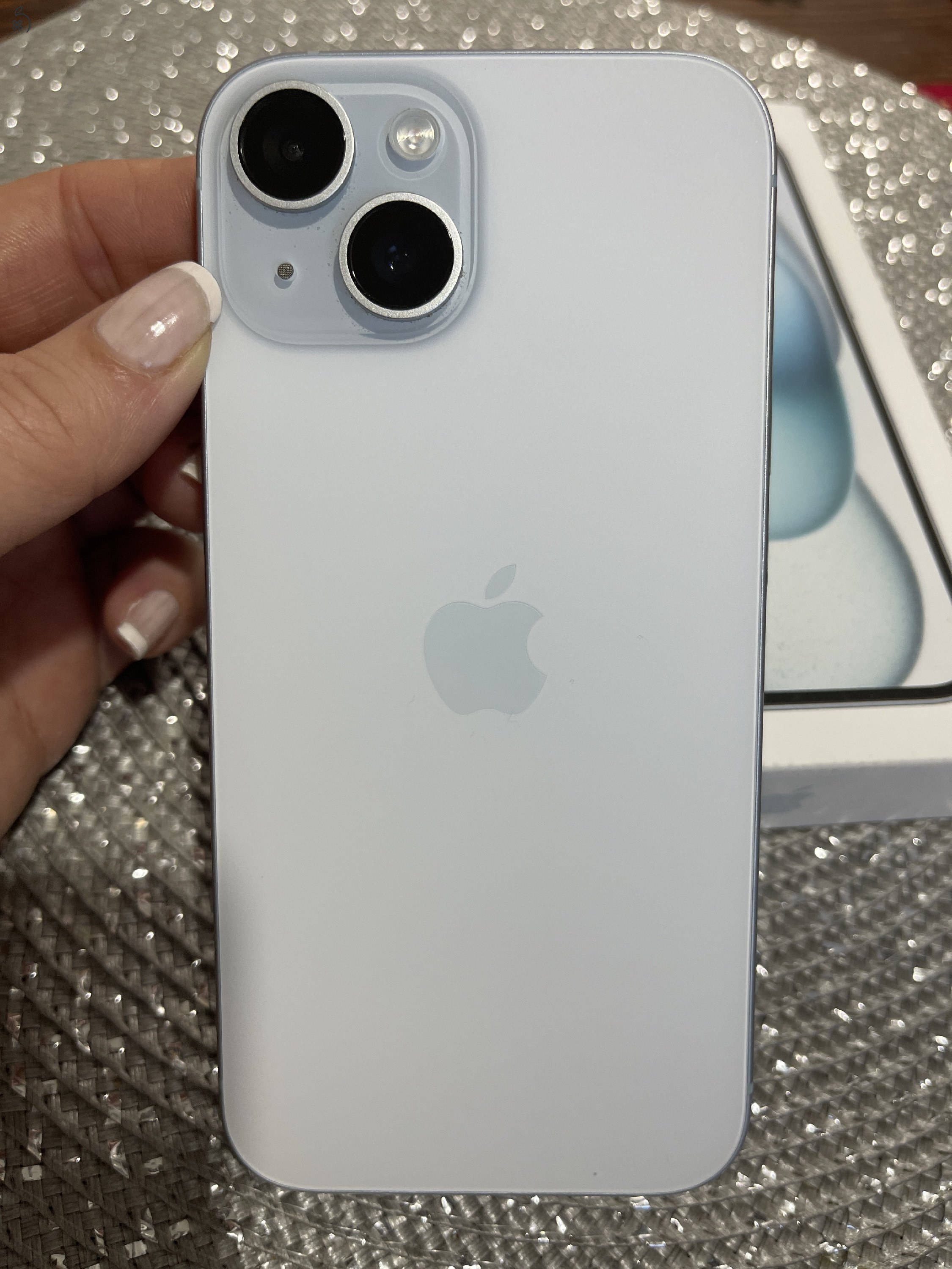 Makulátlan iPhone 15 128 GB kék
