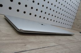 Apple MacBook Air 13” (2020, M1) – Megkímélt, pehelykönnyű és villámgyors, akár 15 óra üzemidő – 8 GB RAM – 256 GB SSD – 3 hónap garancia