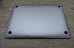 Apple MacBook Air 13” (2020, M1) – Megkímélt, pehelykönnyű és villámgyors, akár 15 óra üzemidő – 8 GB RAM – 256 GB SSD – 3 hónap garancia
