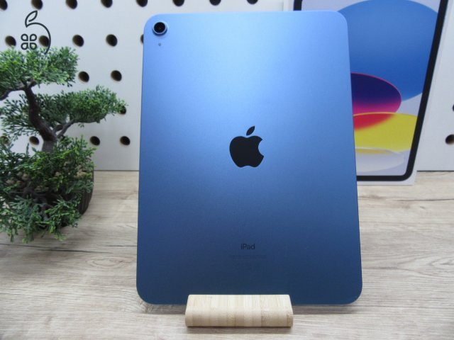 Apple iPad (10. gen) – 64 GB – 10,9” Liquid Retina, USB-C, Touch ID – Használt, karcmentes – 3 hónap garancia