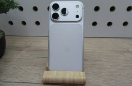 Apple iPhone 17 Pro – Silver – Szinte új élmény: 3 ciklus / 100% akku, prémium Pro kamera + villámgyors rendszer – 256 GB – Használt, újszerű – Garanciás 2026.12.18-ig