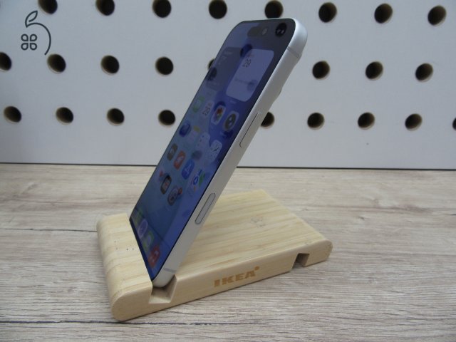 Apple iPhone 17 Pro – Silver – Szinte új élmény: 3 ciklus / 100% akku, prémium Pro kamera + villámgyors rendszer – 256 GB – Használt, újszerű – Garanciás 2026.12.18-ig