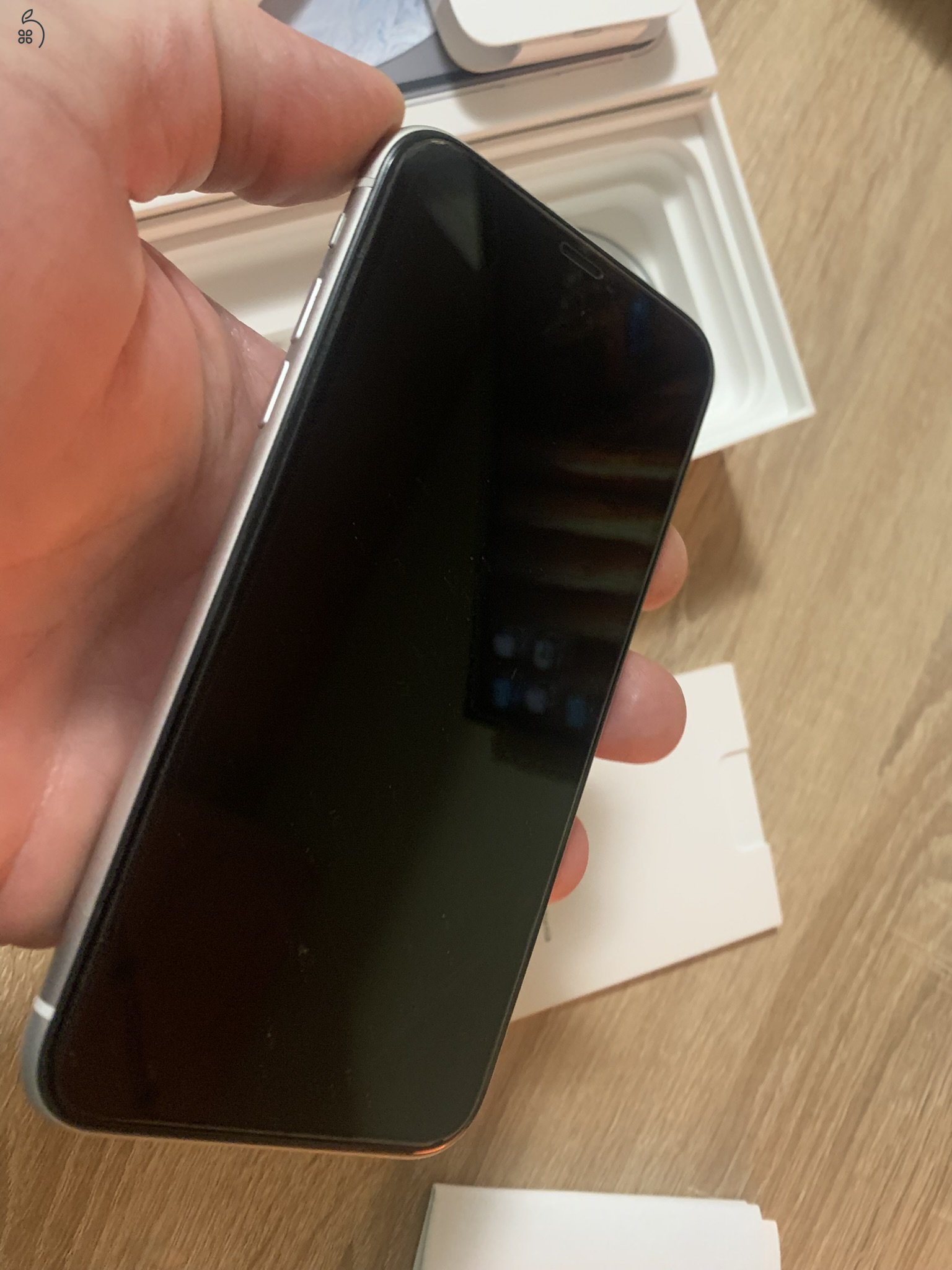iPhone XR 64 GB fehér - újszerű