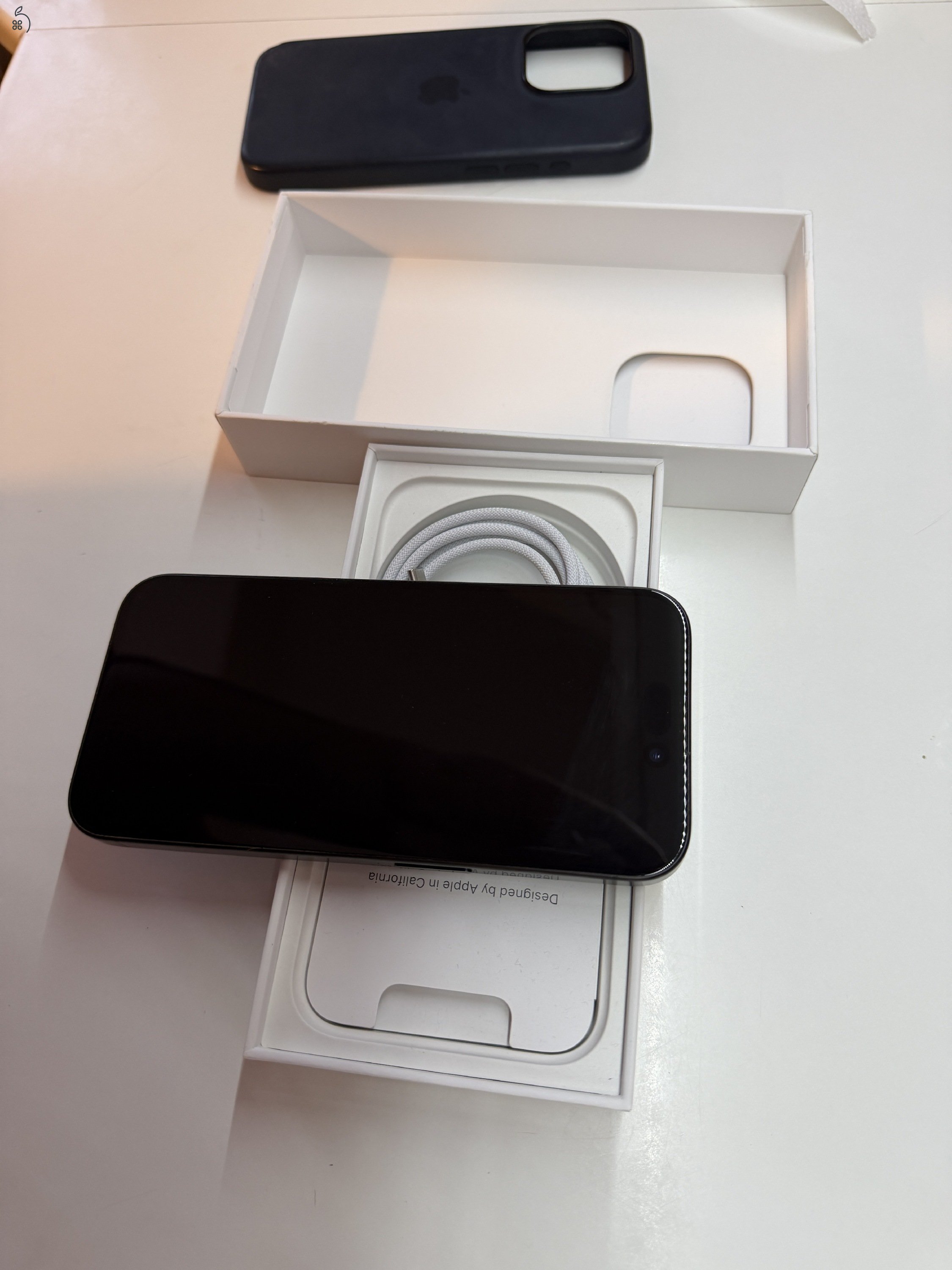 IPhone 15 pro fekete 128gb