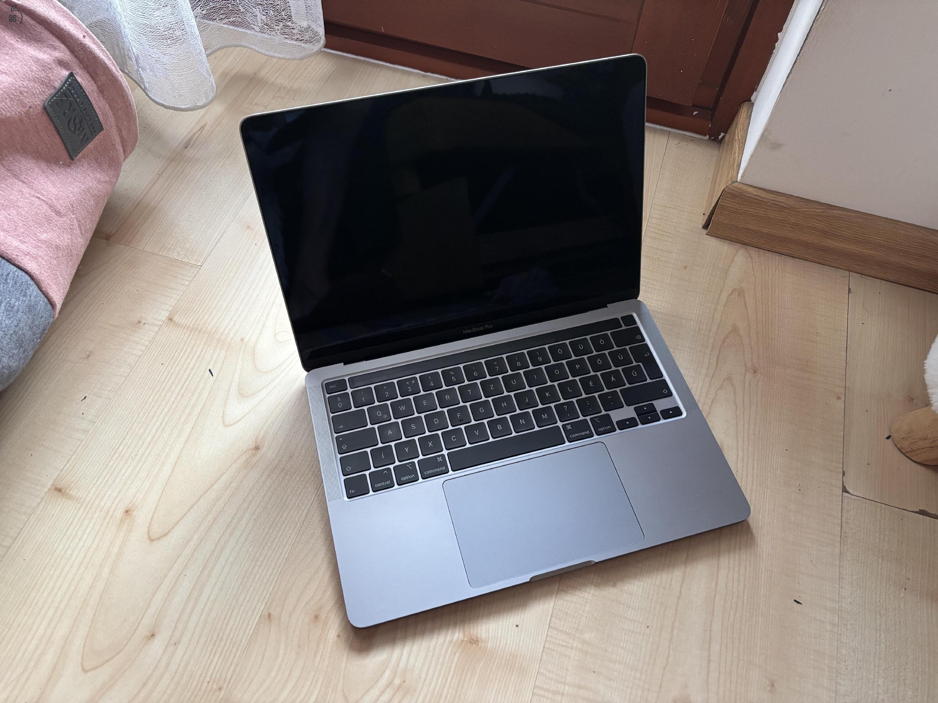 MacBook Pro (13