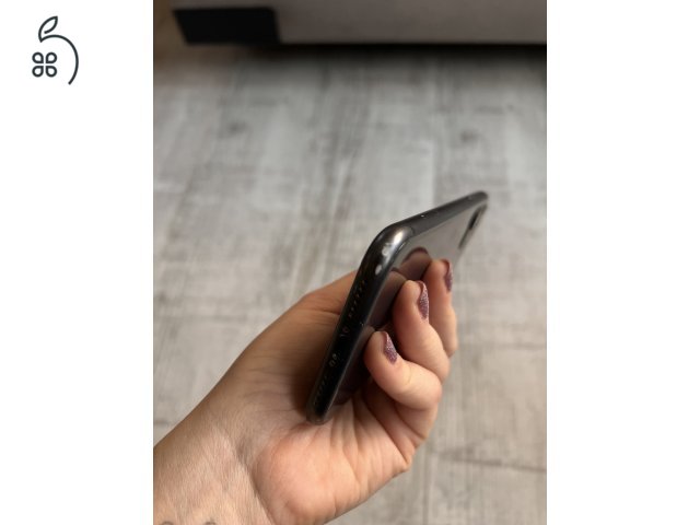iPhone 11 - atracit szürke 128 GB