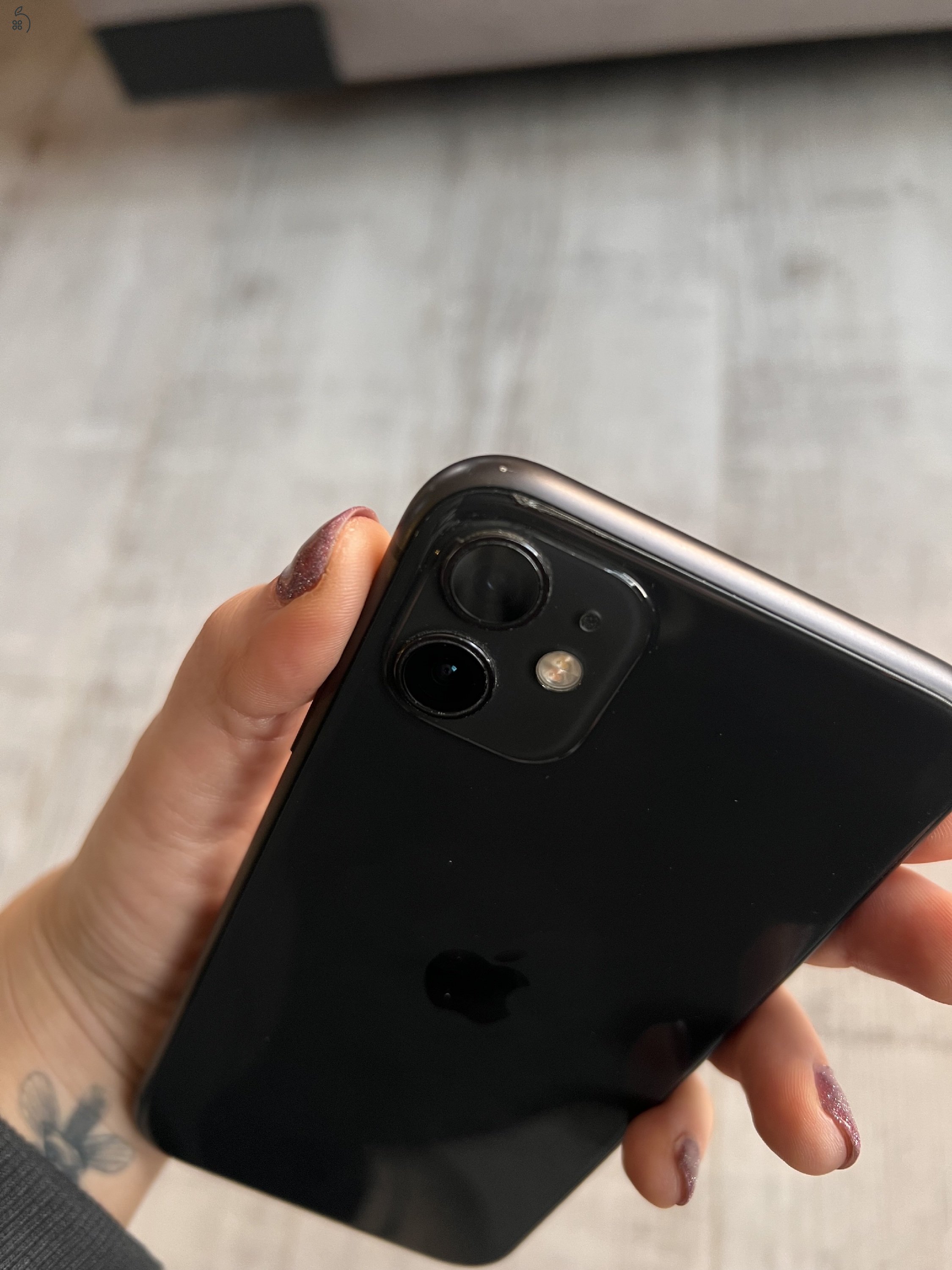 iPhone 11 - atracit szürke 128 GB