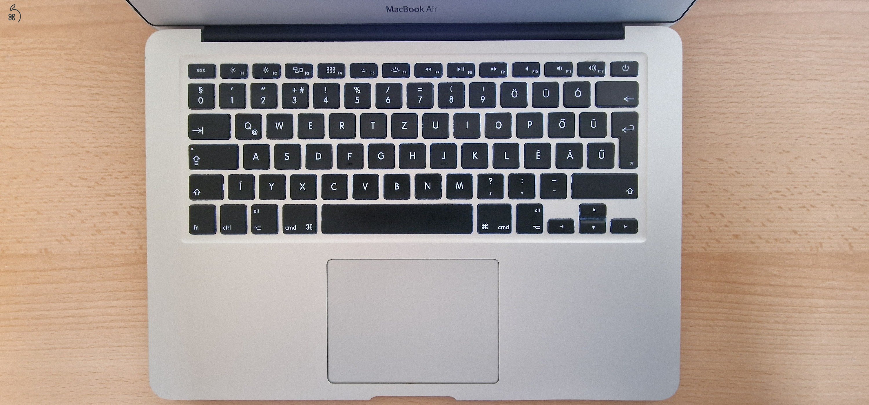 Eladó MacBook Air 13