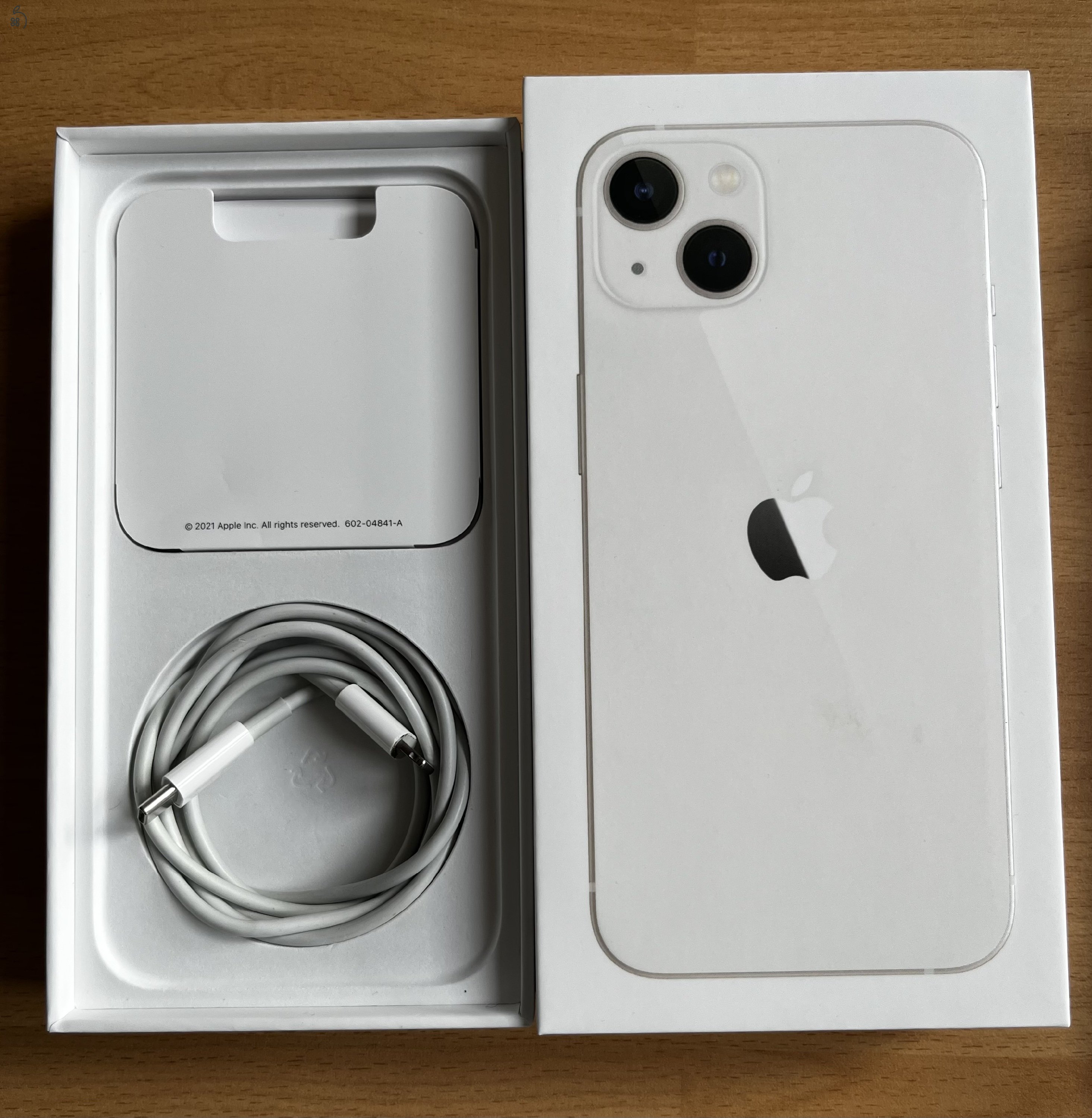 Eladó fehér iPhone 13, 128 Gb