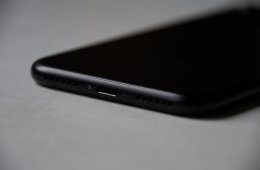 iPhone 7 - 128 GB - 99% akku