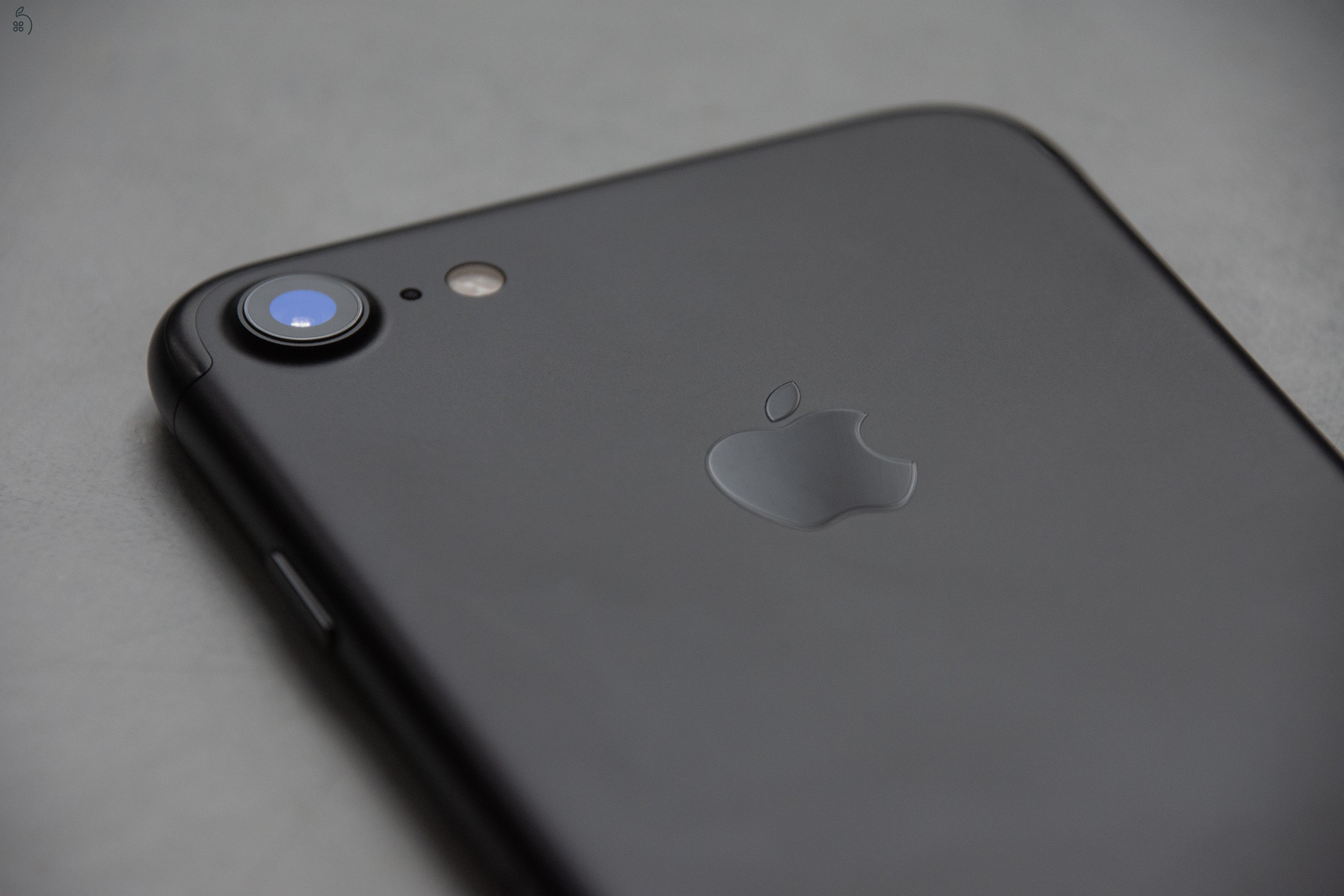 iPhone 7 - 128 GB - 99% akku