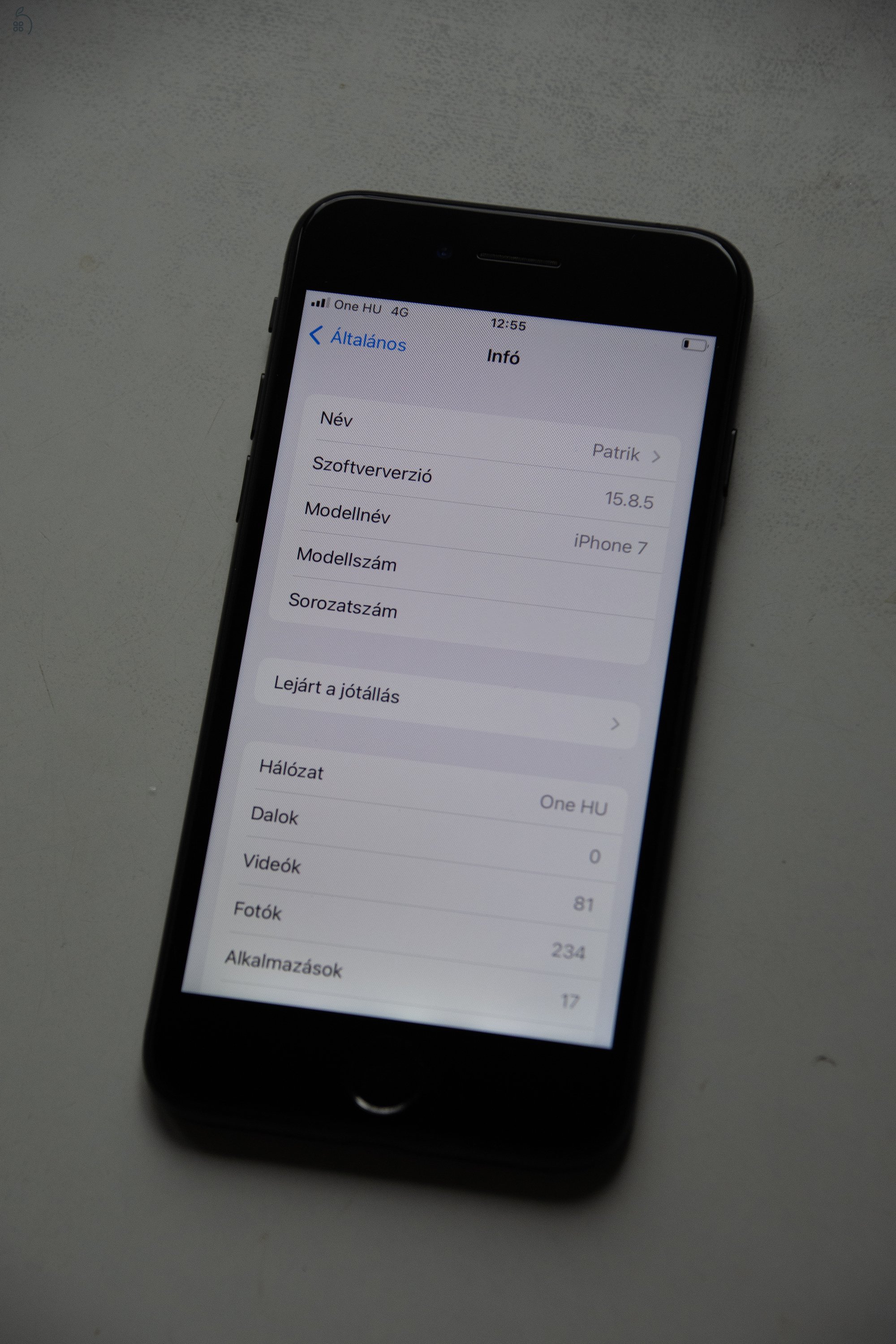 iPhone 7 - 128 GB - 99% akku