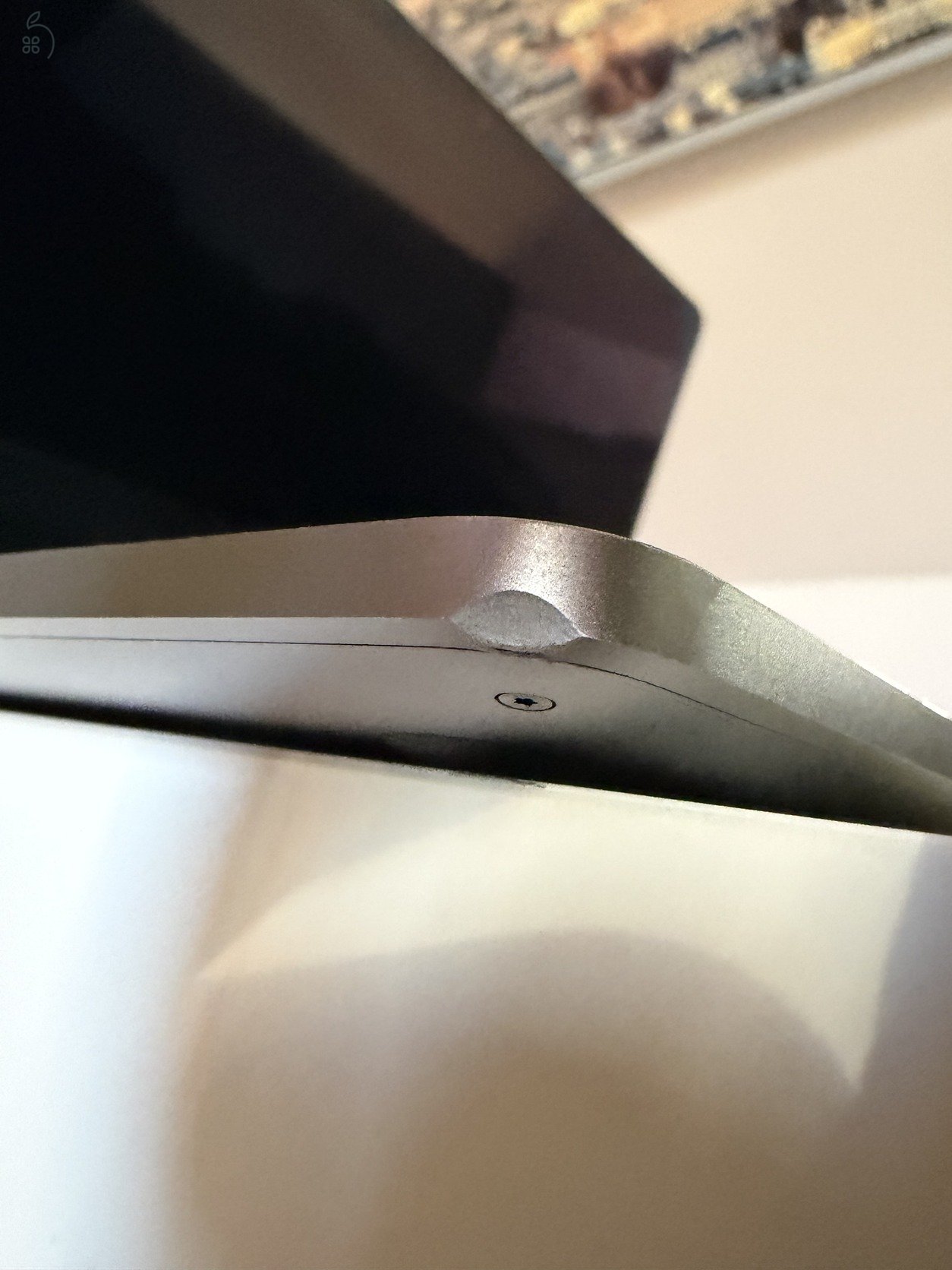 M1 MacBook Pro (2020) touchbar, 8 mag, 8GB RAM, 256 GB SSD, 87% akku