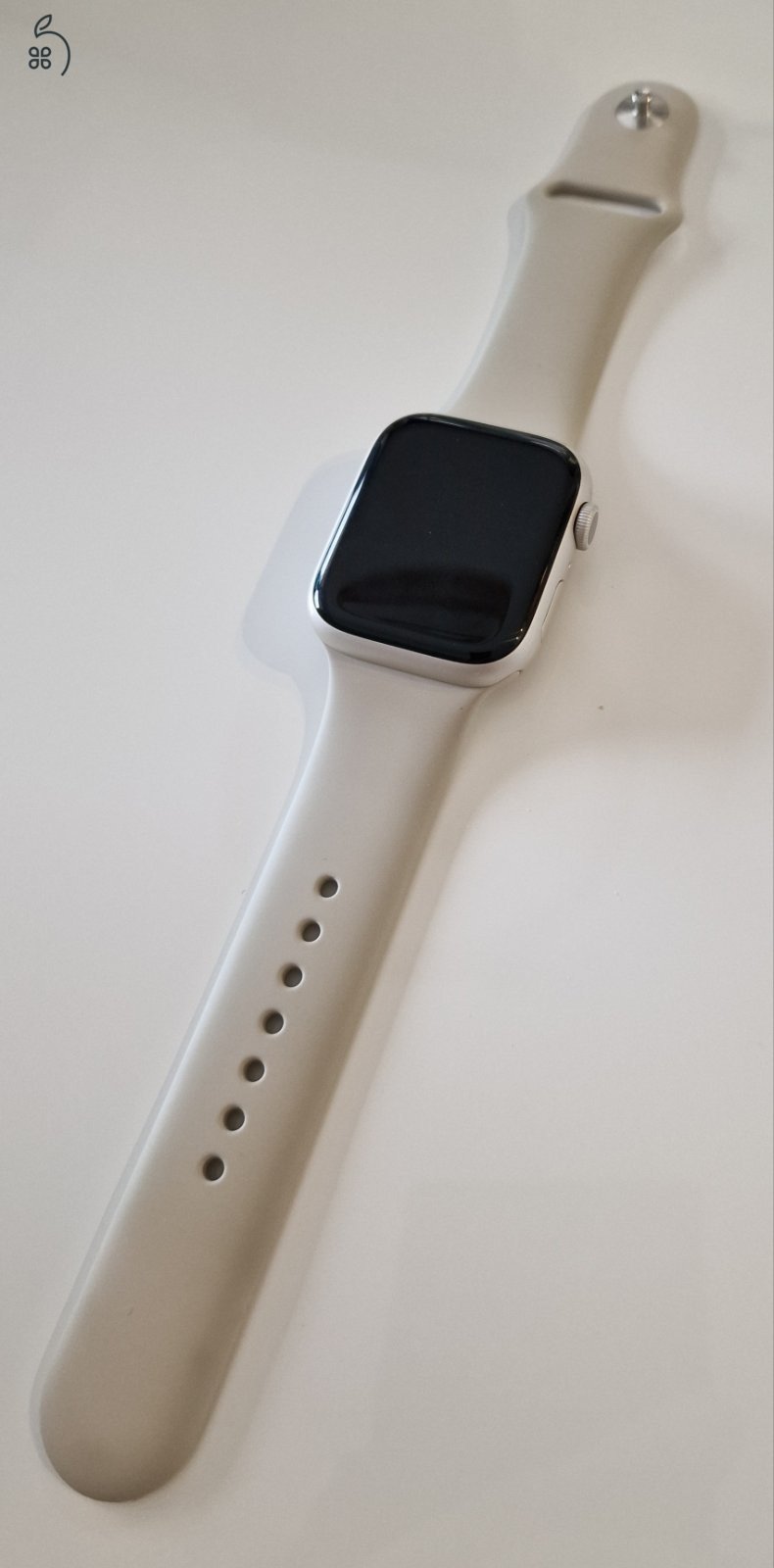 Eladó, használt, kitűnő állapotban lévő Apple Watch Series 7 GPS auminium 45 mm okosórám
