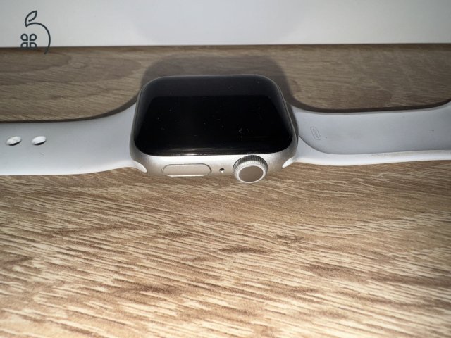 Eladó Apple watch silver 06206197010