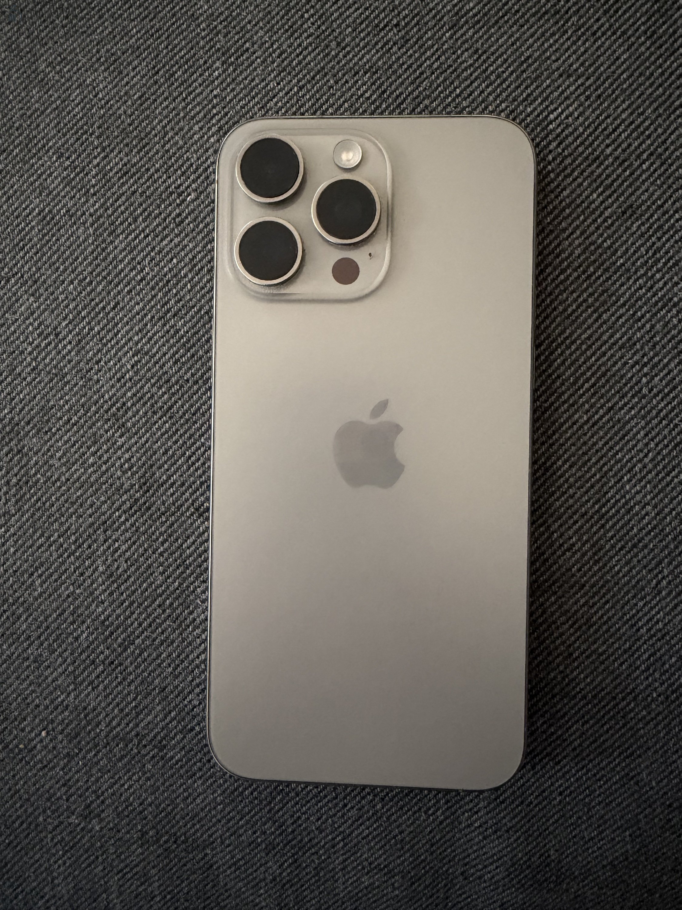 Iphone 15 Pro max 256GB karcmentes