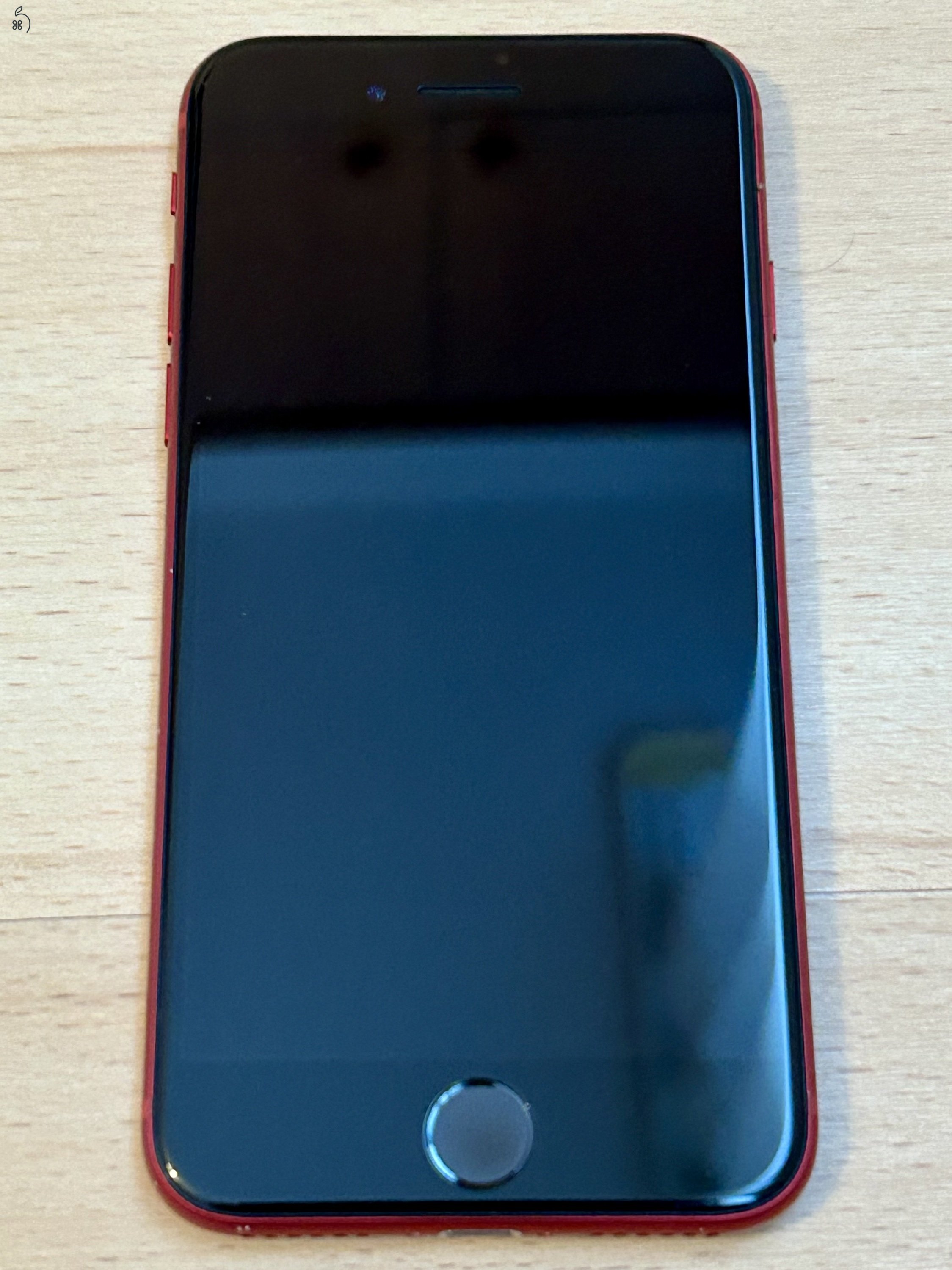 Újszerű iPhone SE 3 Red 64gb Független 84% akku