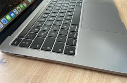 MacBook Pro 13