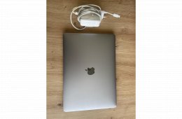 MacBook Pro 13