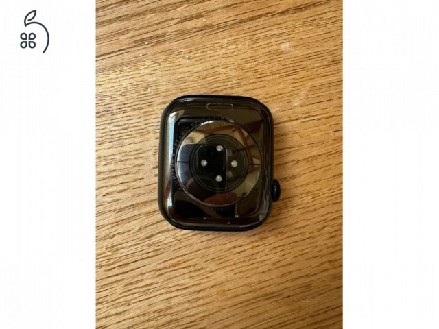 Apple Watch Series 8 