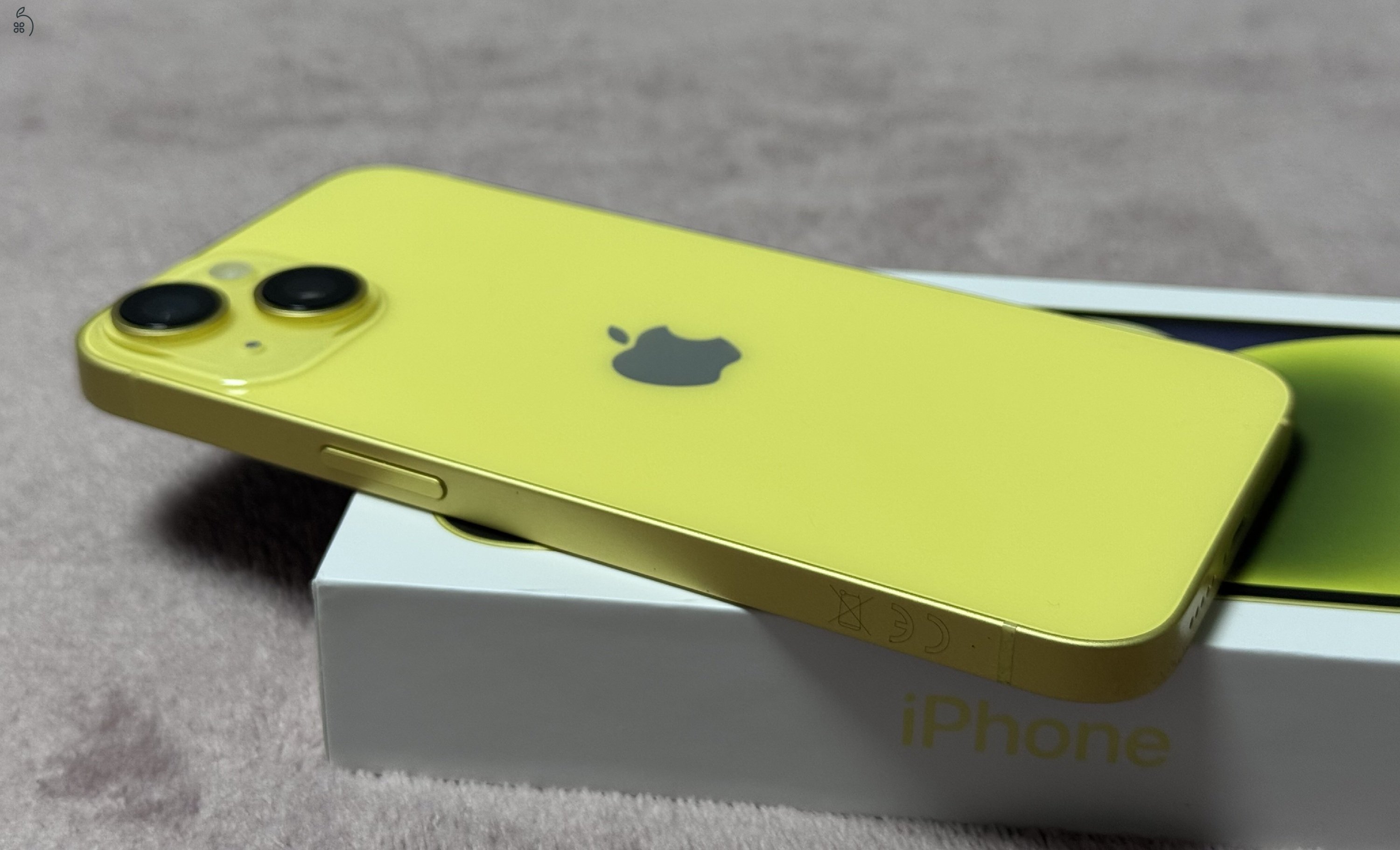 iPhone 14 128GB - AKKU 83% - Jótállás 2026.06.-hóig, kártyafüggetlen, karcmentes állapot