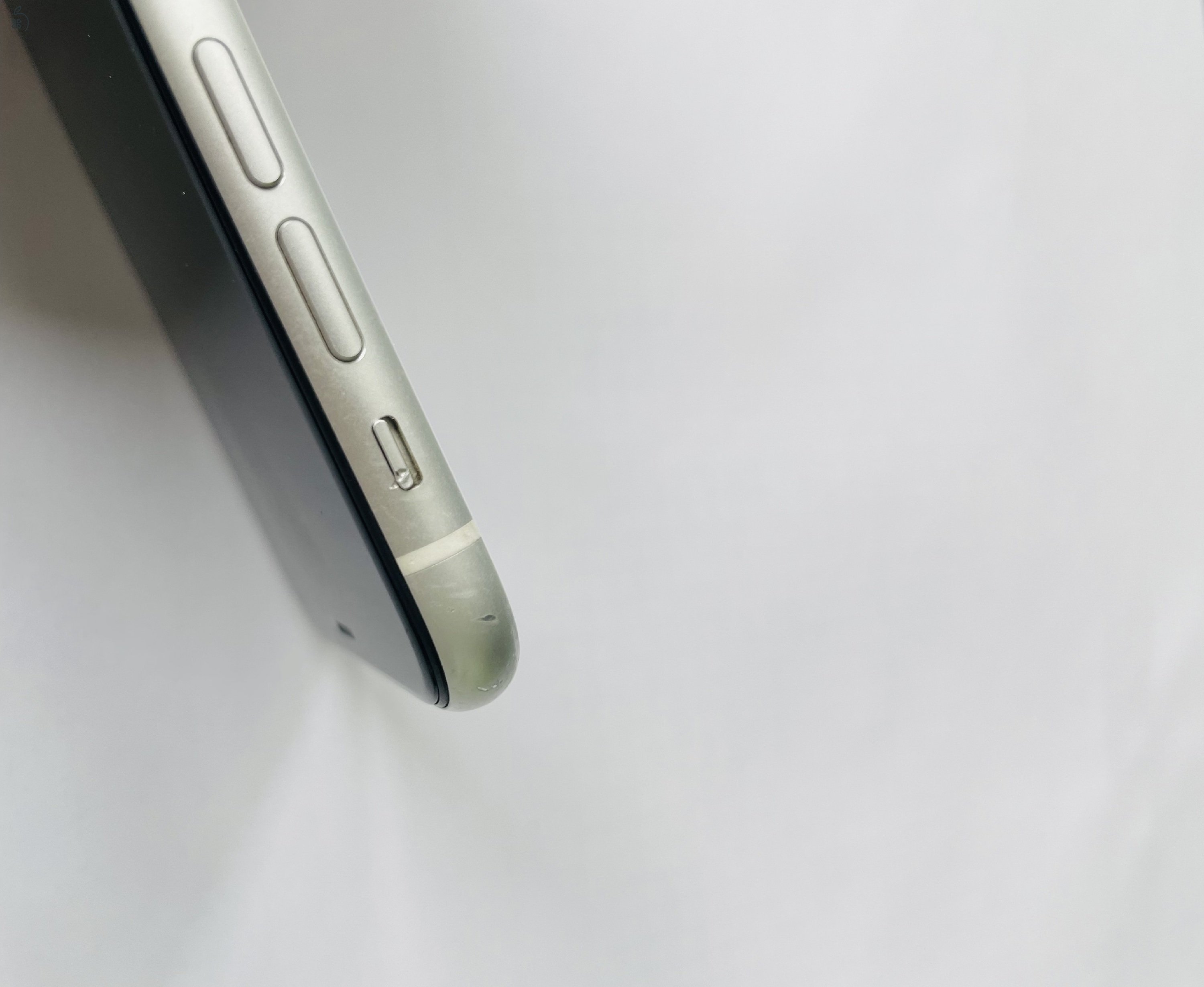 iPhone XR 64GB - sérült