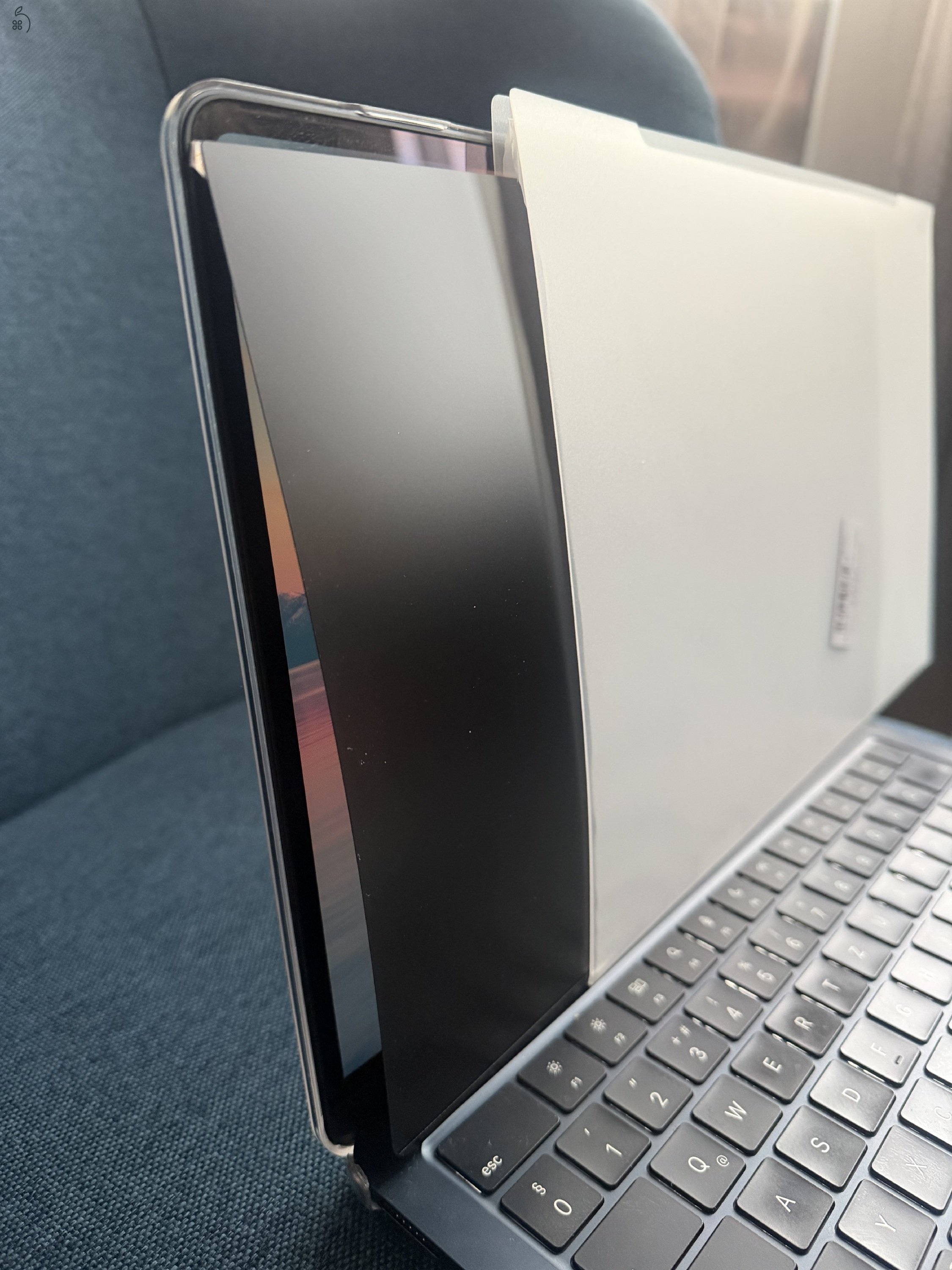 Mágneses Privacy képernyőfólia Macbook Pro 14
