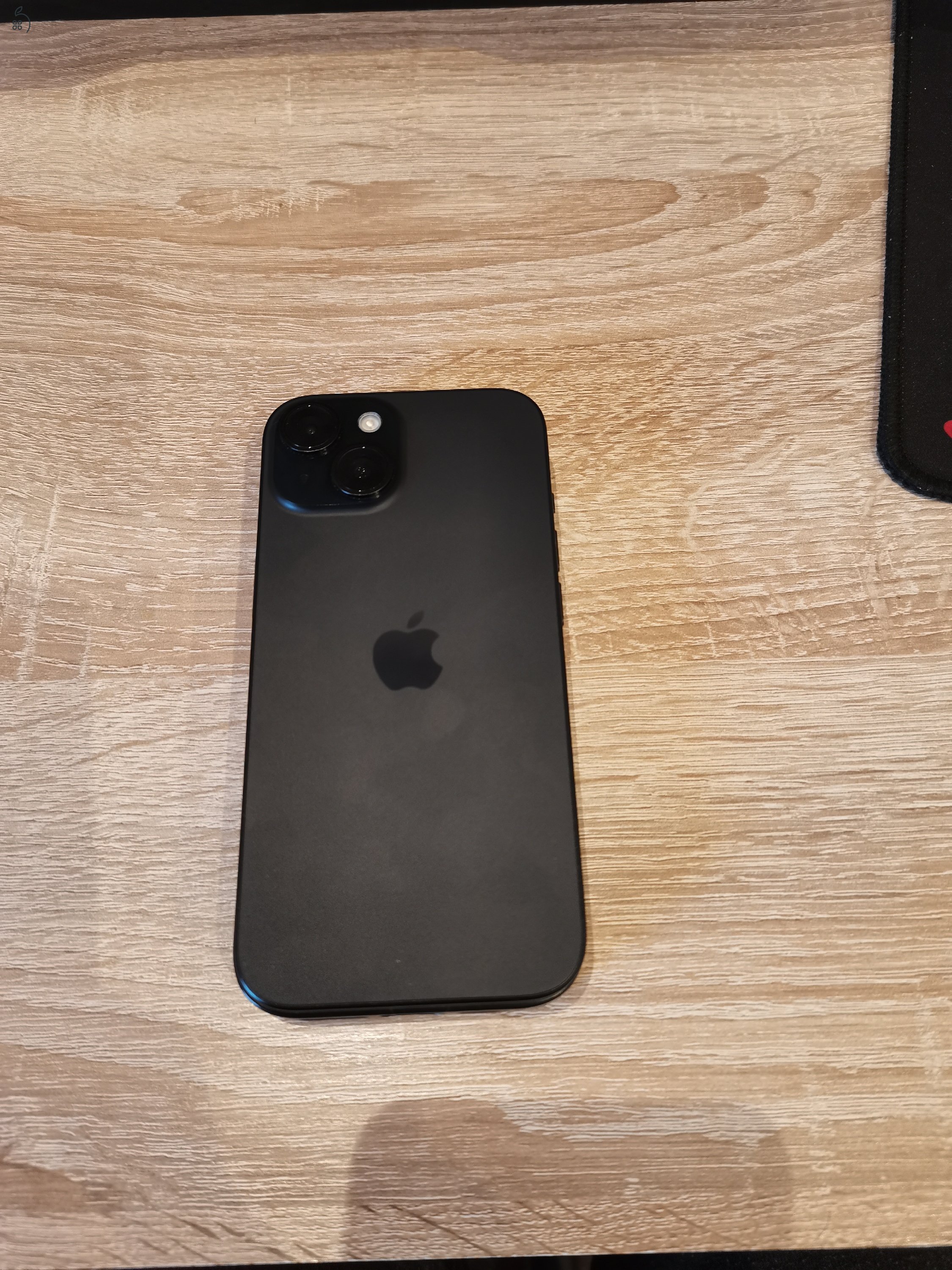 ???? iPhone 15 – 128 GB – fekete – megkímélt