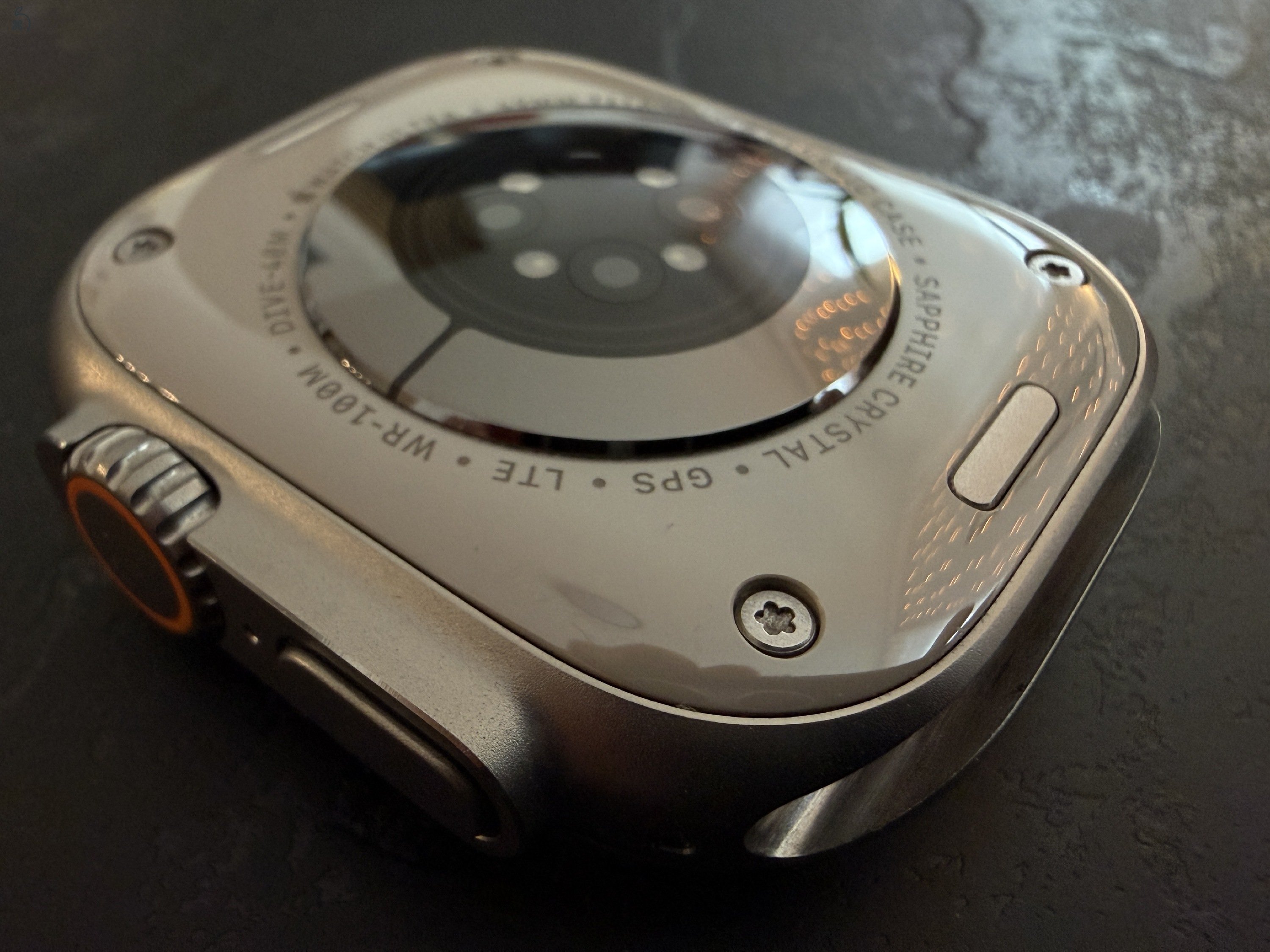 Apple Watch Ultra GPS + Cellular 100% akku