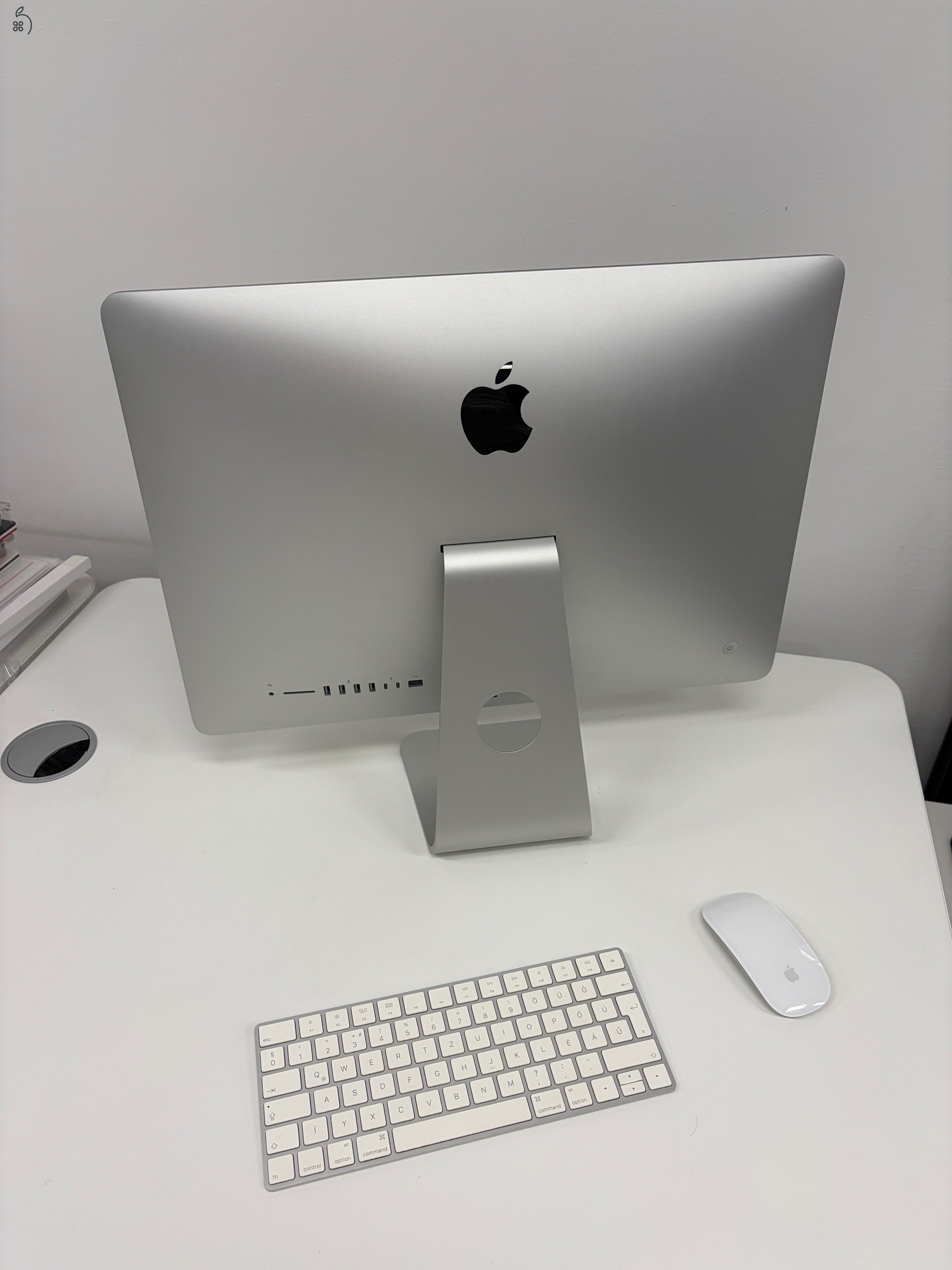 iMac (Retina 4K, 21.5-inch, i5, 8GB, Radeon Pro 560, 1TB)