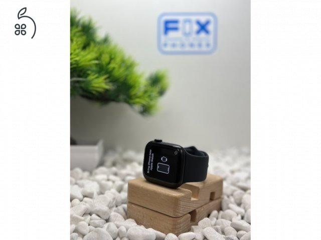 Series 8 45mm GPS 83% akkumulátor Szép állapot