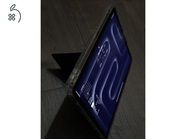 Garanciás iPad Air M3 11” 128 GB WiFi + Tok és üvegfólia