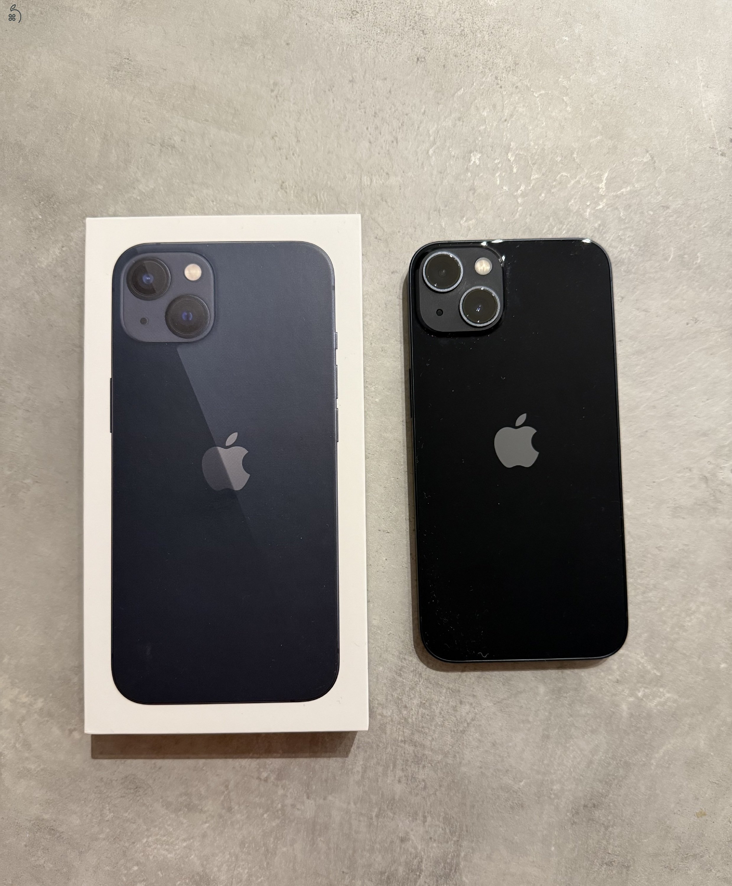 Újszerû 100% aksival apple garanciával ajándék Mobilfox  új üvegfóliával és proshock tokkal elado Iphone 13 128 GB éjfekete telefon