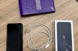 Újszerû 100% aksival apple garanciával ajándék Mobilfox  új üvegfóliával és proshock tokkal elado Iphone 13 128 GB éjfekete telefon