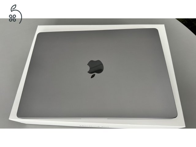  Apple MacBook Pro 14