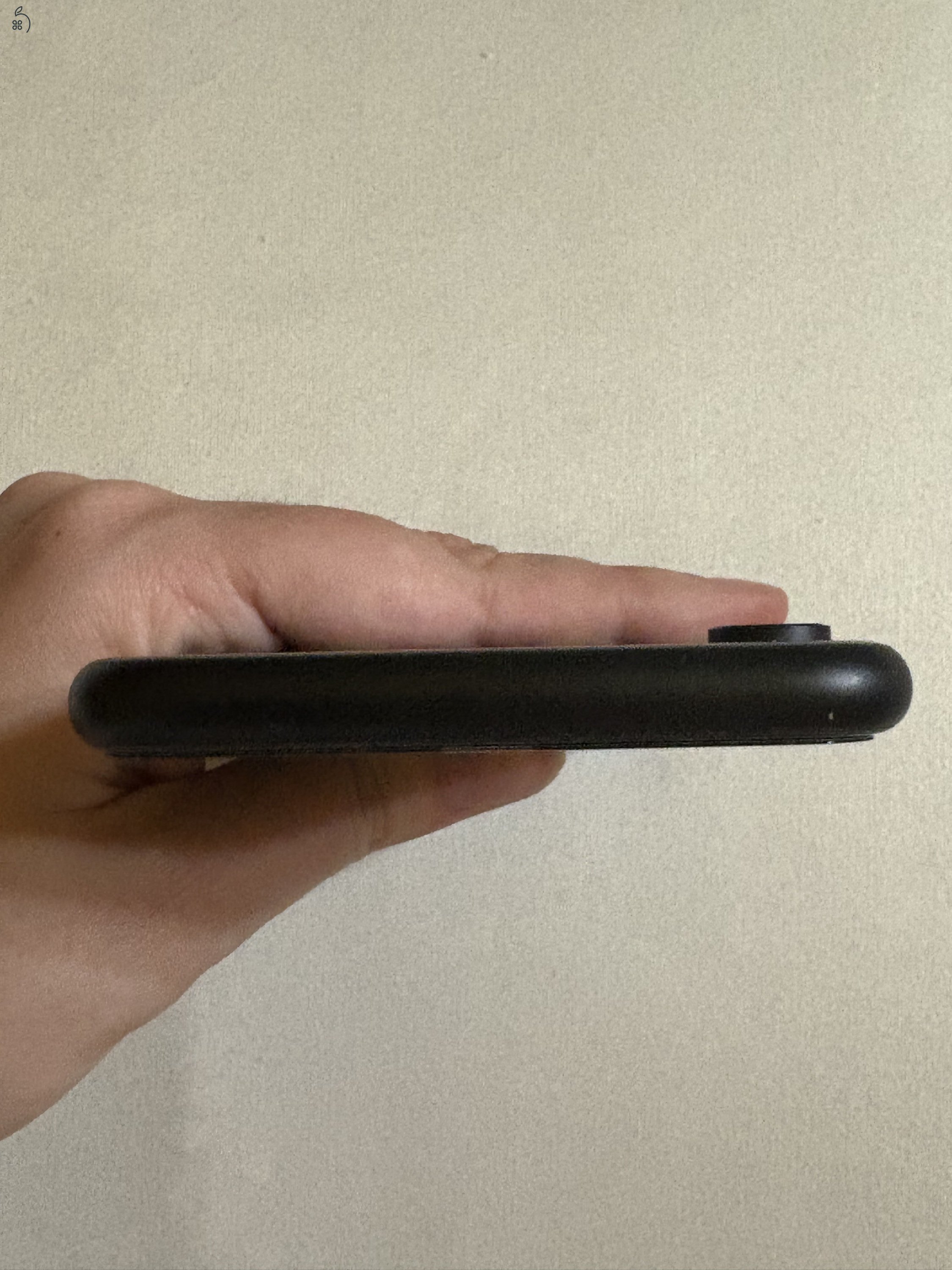 iPhone XR – 64GB tarhely 