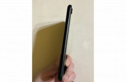 iPhone XR – 64GB tarhely 