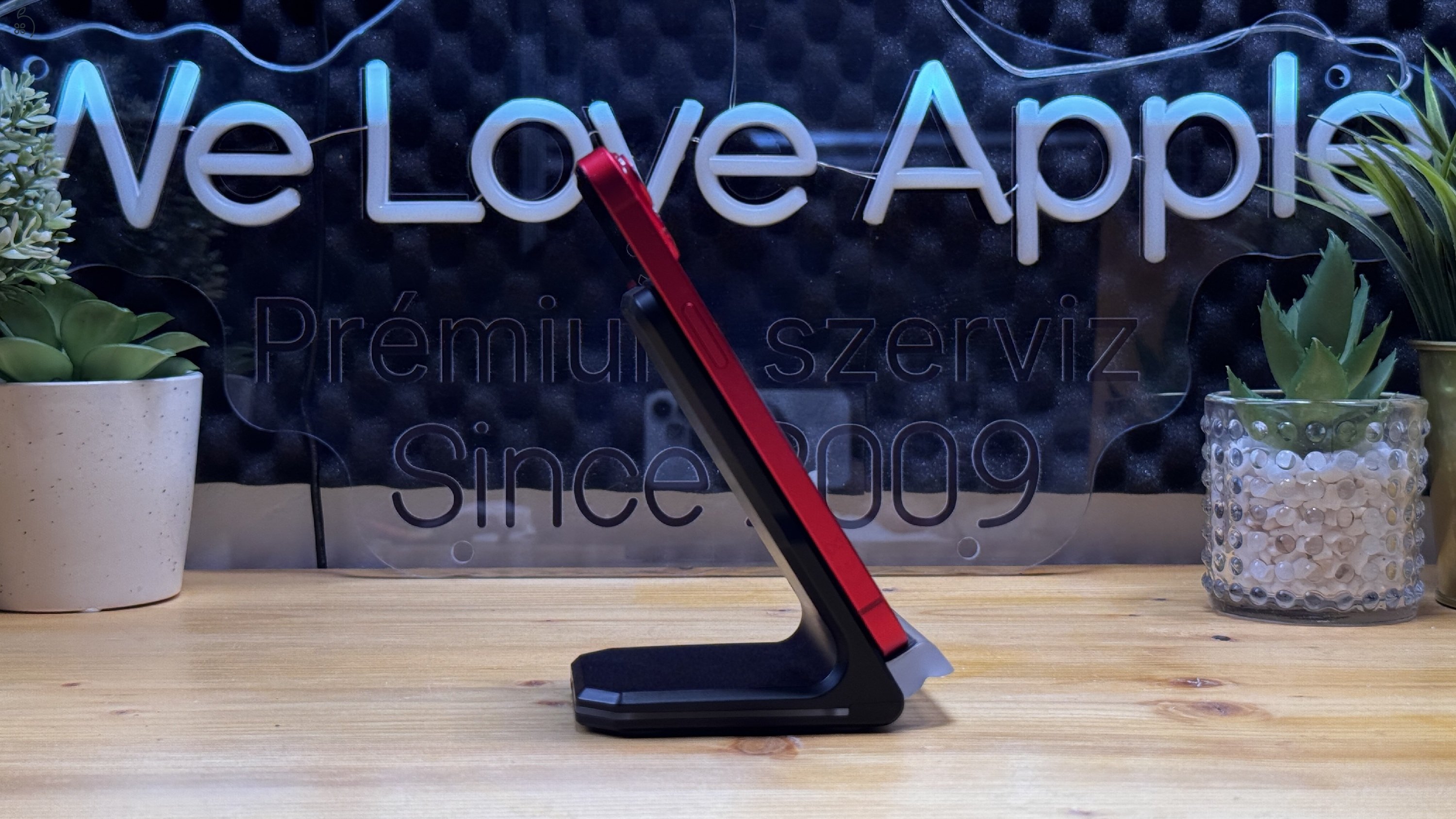  iPhone 14, 128GB, Piros, Független - 1ÉV Garancia, Számla 