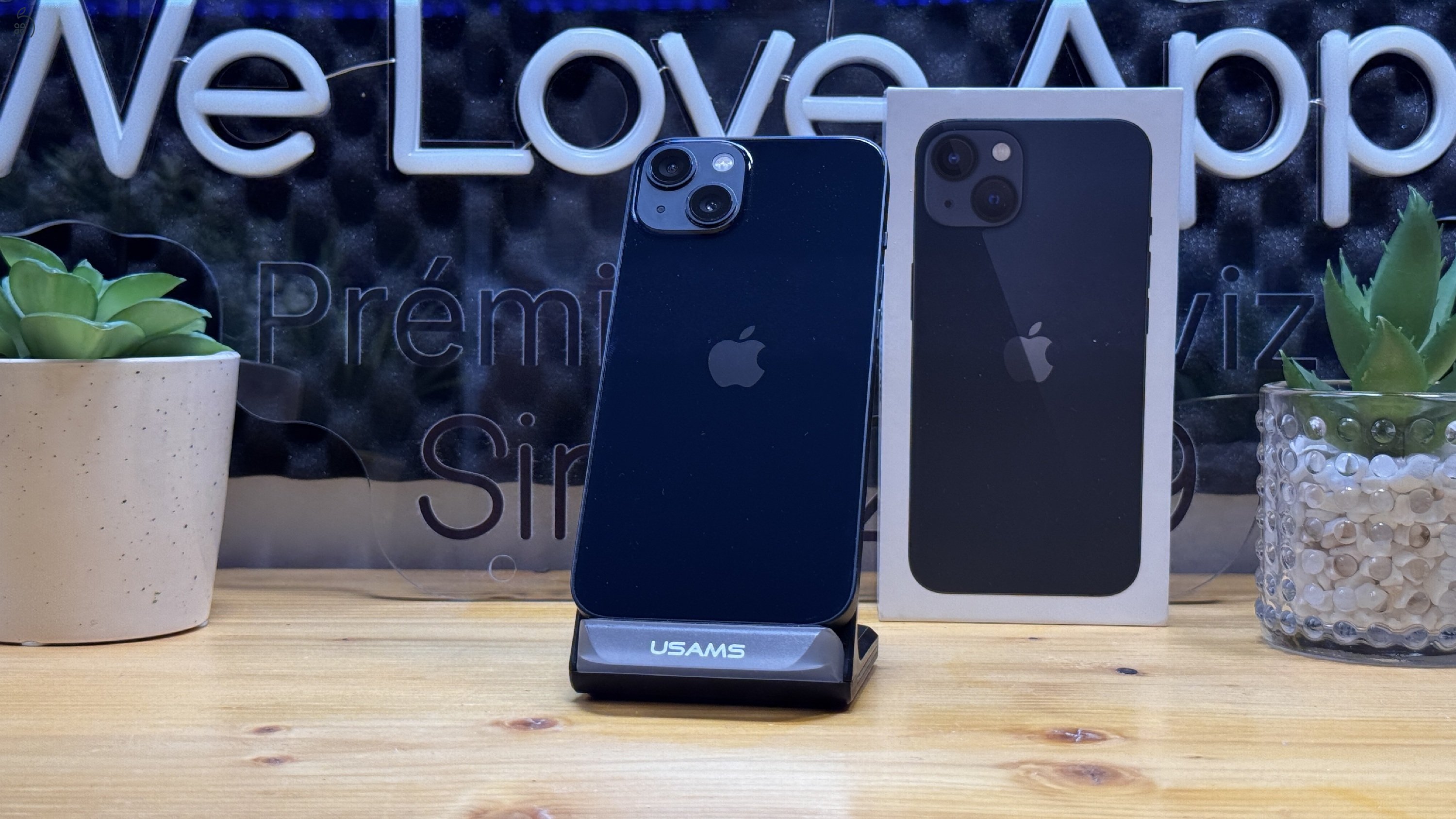  iPhone 13, 128GB, Fekete, Független - 1ÉV Garancia, Számla 