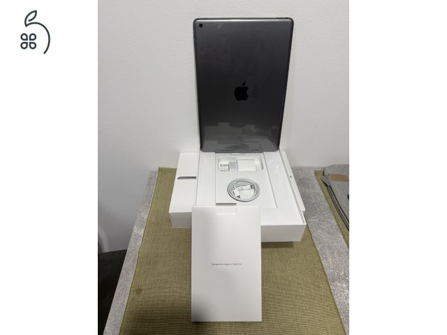 iPad 8. generáció (32 GB, Wi-Fi, Space Gray)