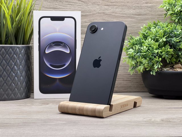 Hibátlan iPhone 16E Black 256GB 2 ÉV Garanciával Számlával 100% Akku