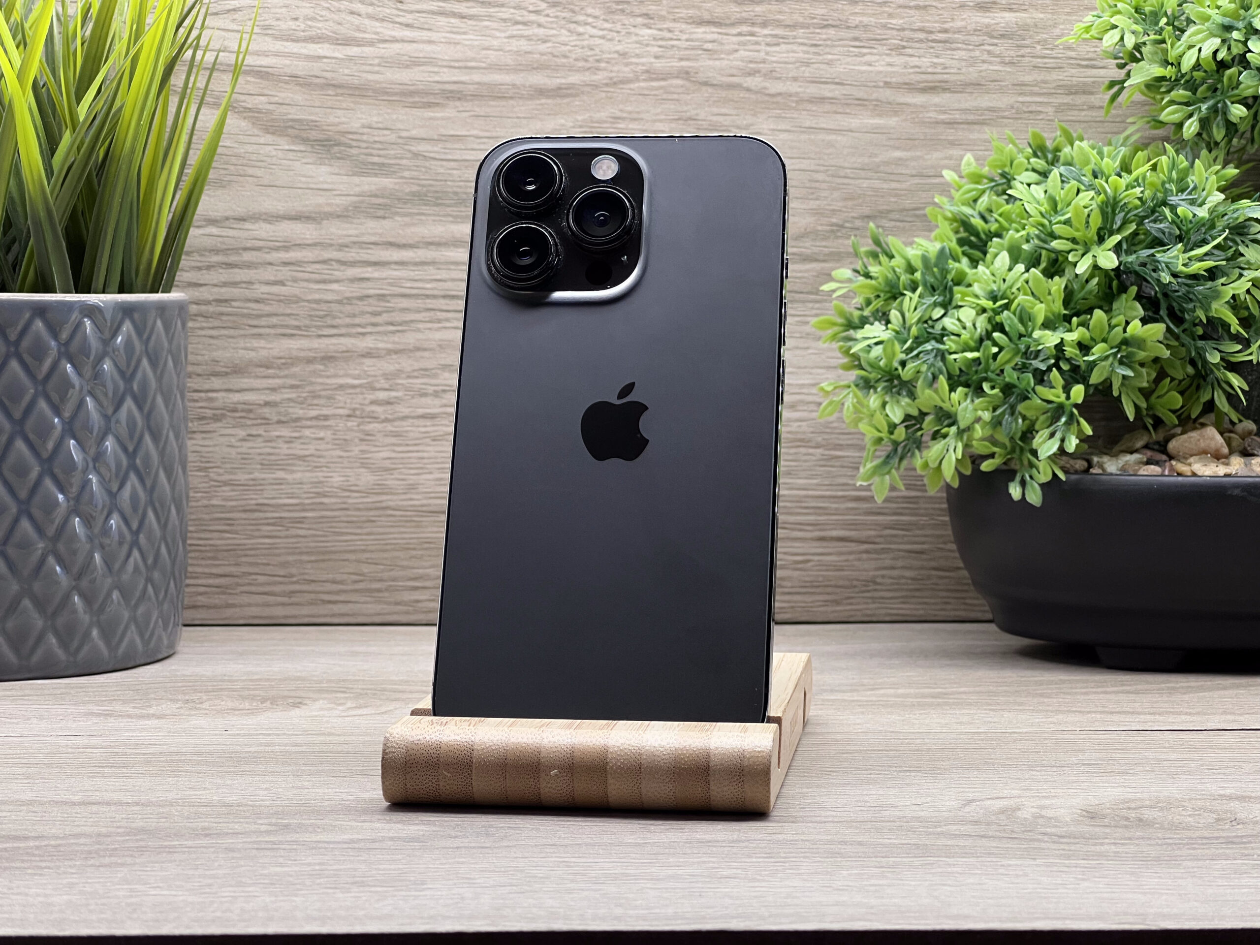 Hibátlan iPhone 13 Pro Graphite 128GB 2 ÉV Garanciával Számlával 93% Akku