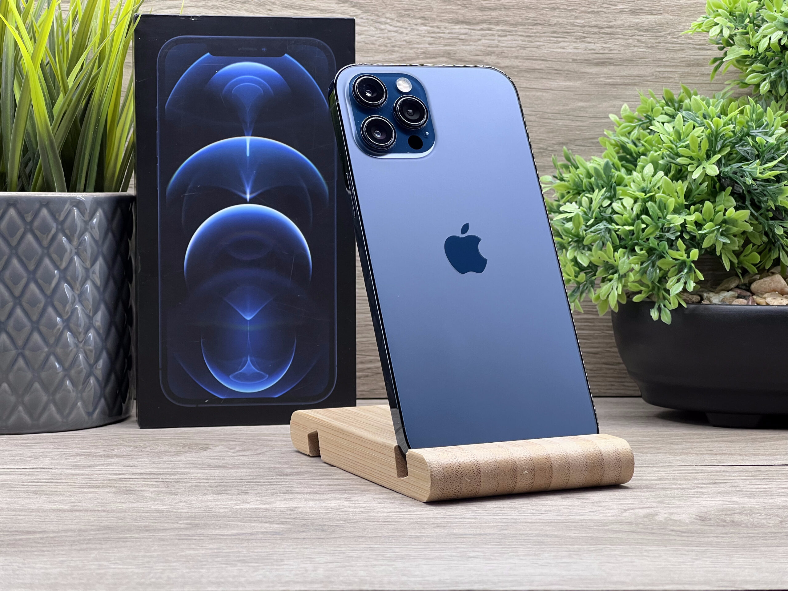 Hibátlan iPhone 12 Pro Max Pacific Blue 128GB 2 ÉV Garanciával Számlával 90% Akku